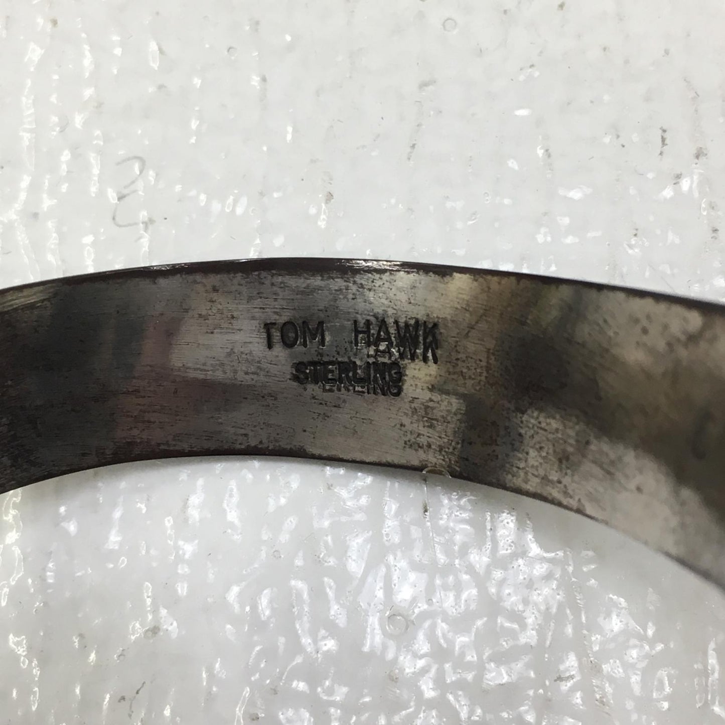 【中古】NAVAJO（ナバホ族） | ナバホゾク TOM HAWK 3ライン バングル【加古川店】
