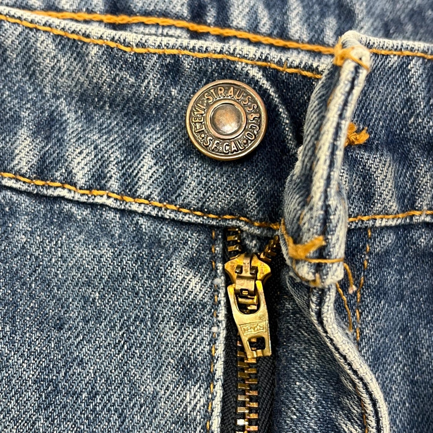 【中古】Levi's | リーバイス STRAIGHT LEG REGULAR FIT デニムパンツ 505 インディゴ サイズ：30【加古川店】