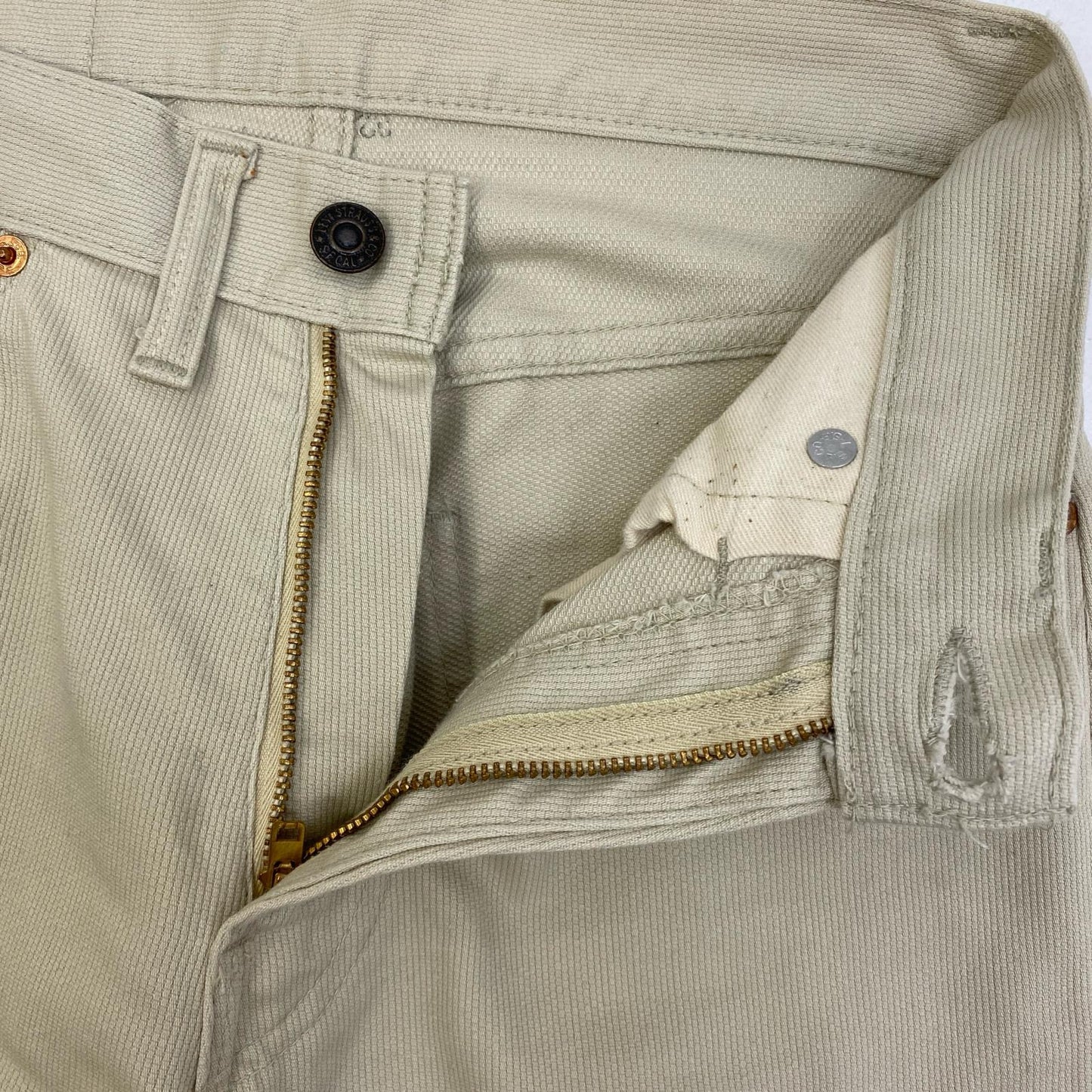 【中古】Levi's | リーバイス 519-1122 42talon パンツ ホワイト サイズ：27【加古川店】