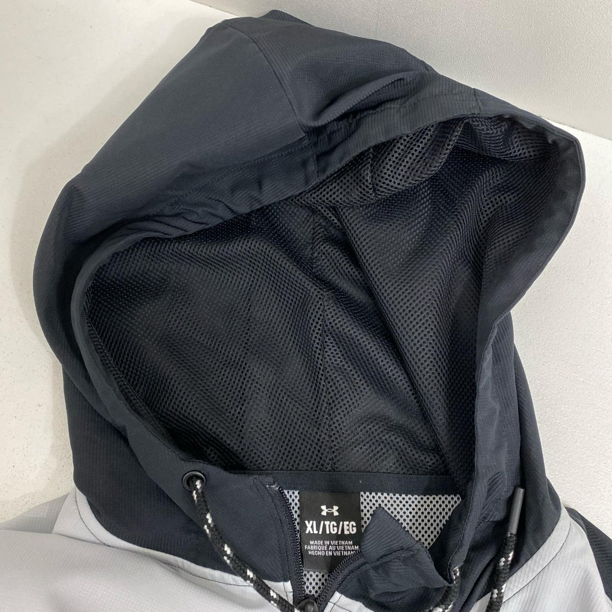 UNDER ARMOUR | アンダーアーマー UNDER ARMOUR ウェア(ゴルフ) ｳｲﾝﾄﾞﾌﾞﾚｰｶｰ XL【加古川店】