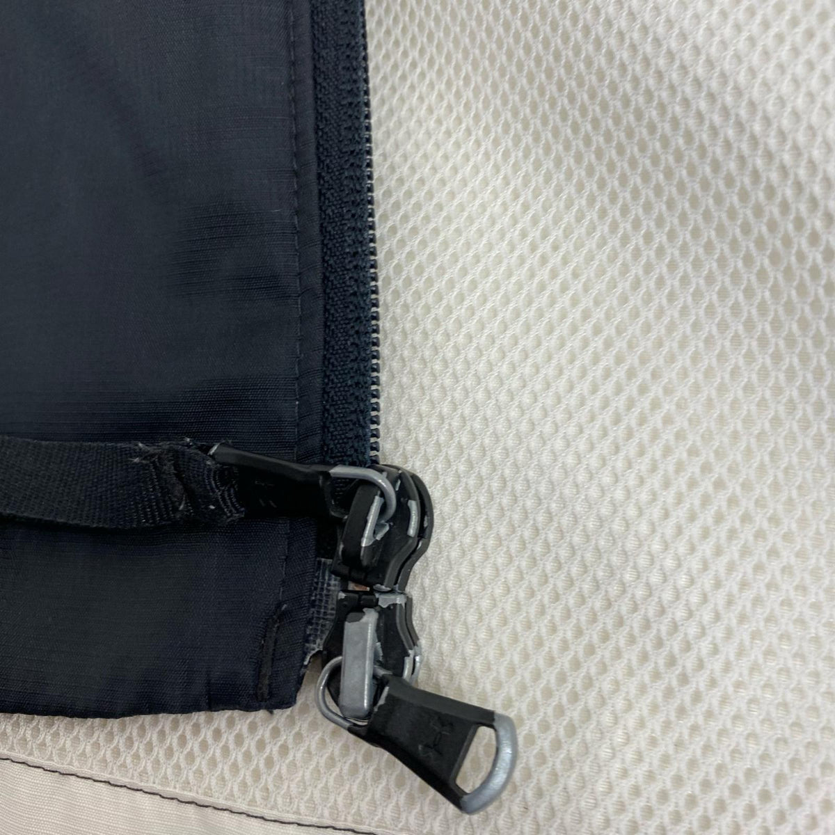 UNDER ARMOUR | アンダーアーマー UNDER ARMOUR ウェア(ゴルフ) ﾊｳｽｼﾞｬｹｯﾄ XL【加古川店】