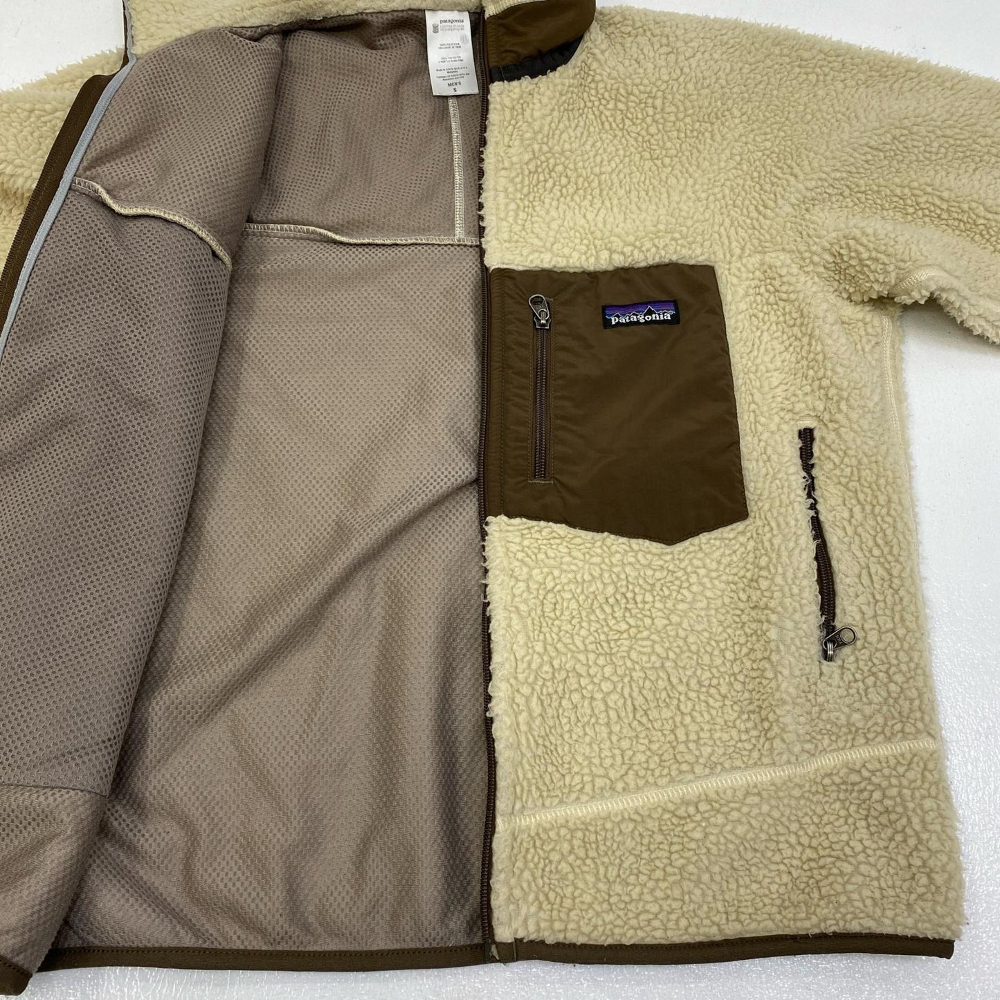 【中古】patagonia | パタゴニア Classic Retro-X その他トップス 23055F9 ベージュ サイズ：S【加古川店】