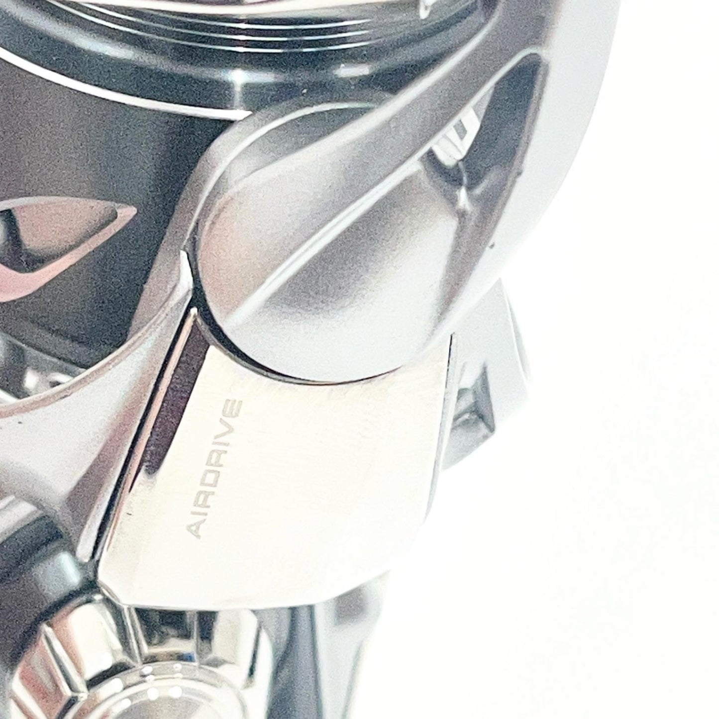 【中古】【フィッシング/釣り/釣具/リール】 【スピニングリール】Daiwa | ダイワ 25カルディアFCLT 2000S【加古川店】