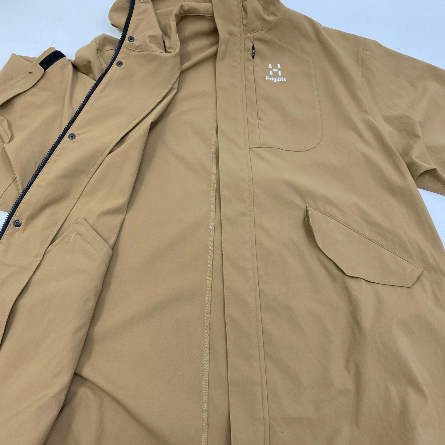 【中古】HAGLOFS | ホグロフス その他アウター ベージュ サイズ：L【加古川店】