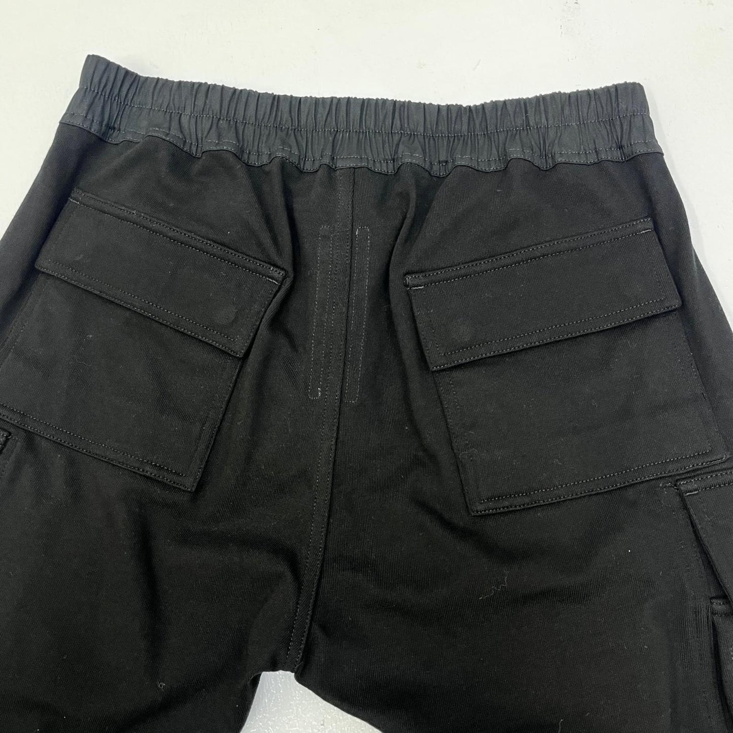 【中古】Rick Owens | リックオウエンス MASTODON CARGO カーゴパンツ RU01E5396 ブラック サイズ：50【加古川店】