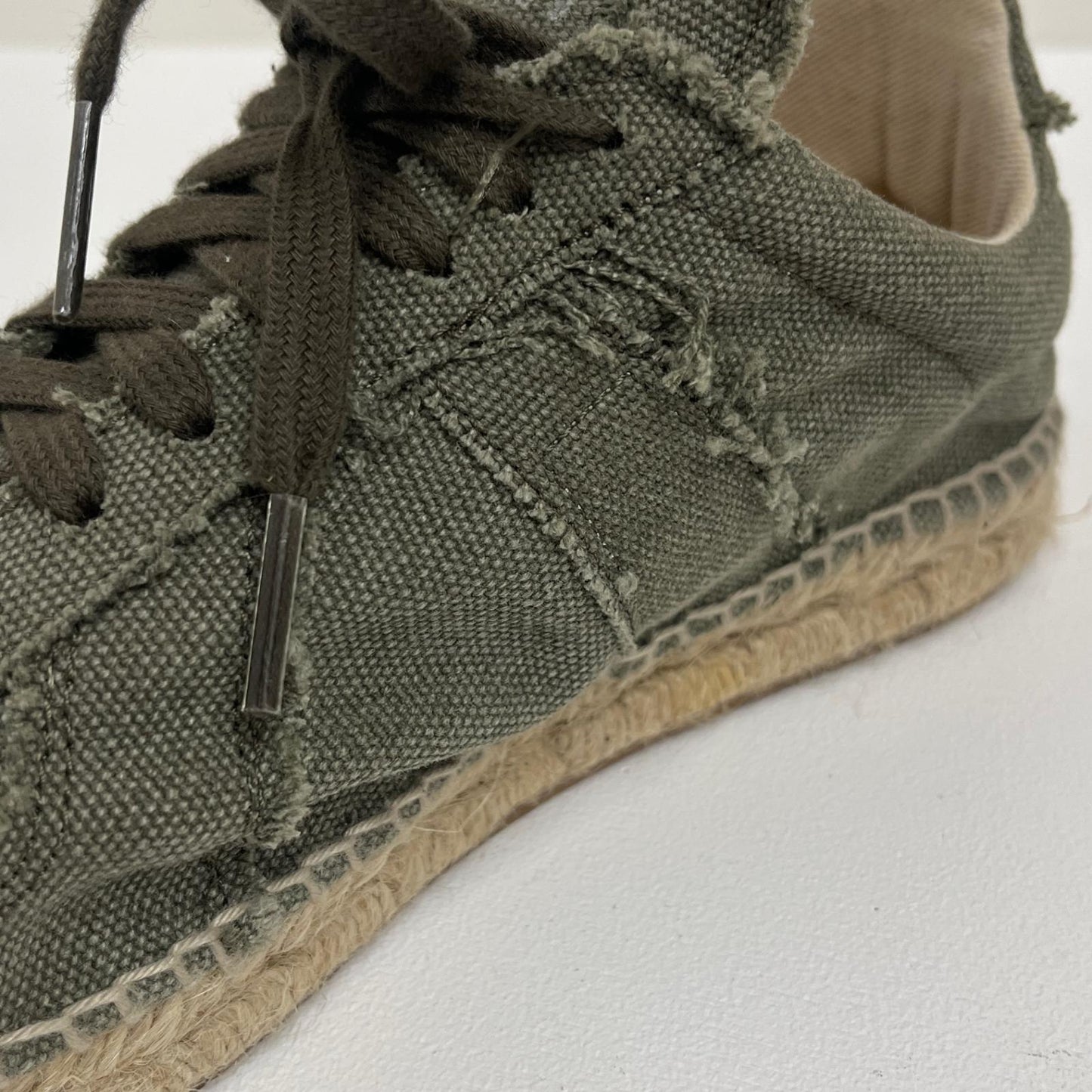 【中古】Maison Margiela | メゾンマルジェラ エスパドリーユ カットオフ キャンバス スニーカー S58WS0214 カーキ 25cm【加古川店】