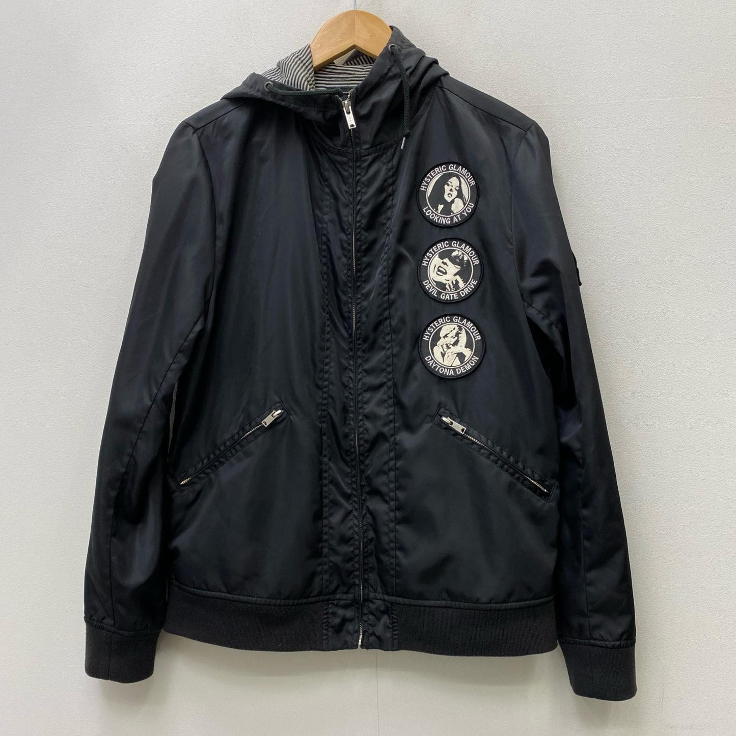 【中古】HYSTERIC GLAMOUR | ヒステリックグラマー ナイロンジャケット 0211ab01 ブラック サイズ：L【加古川店】
