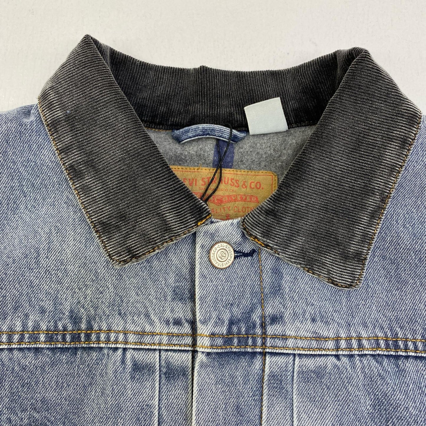 【中古】Levi's | リーバイス ×STUSSY EMBOSSED TRUCKER JACKET デニム A5215-0000 インディゴ サイズ：L【加古川店】