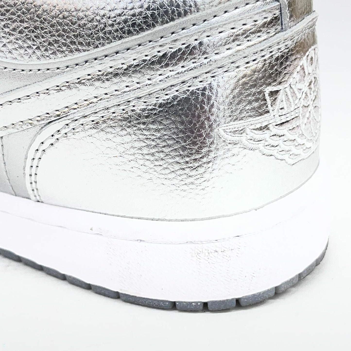 【中古】NIKE | ナイキ W's A J 1 Low SE スニーカー FN5030-001 シルバー 29cm【加古川店】
