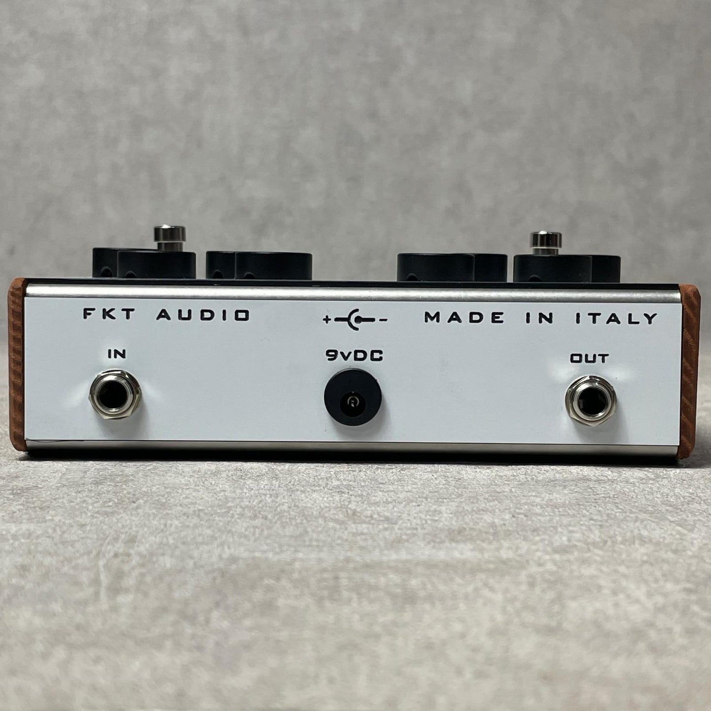 【新品】 楽器 The Fretless The Fretless / Chorus - Reverb - Midrange EQ【加古川店】