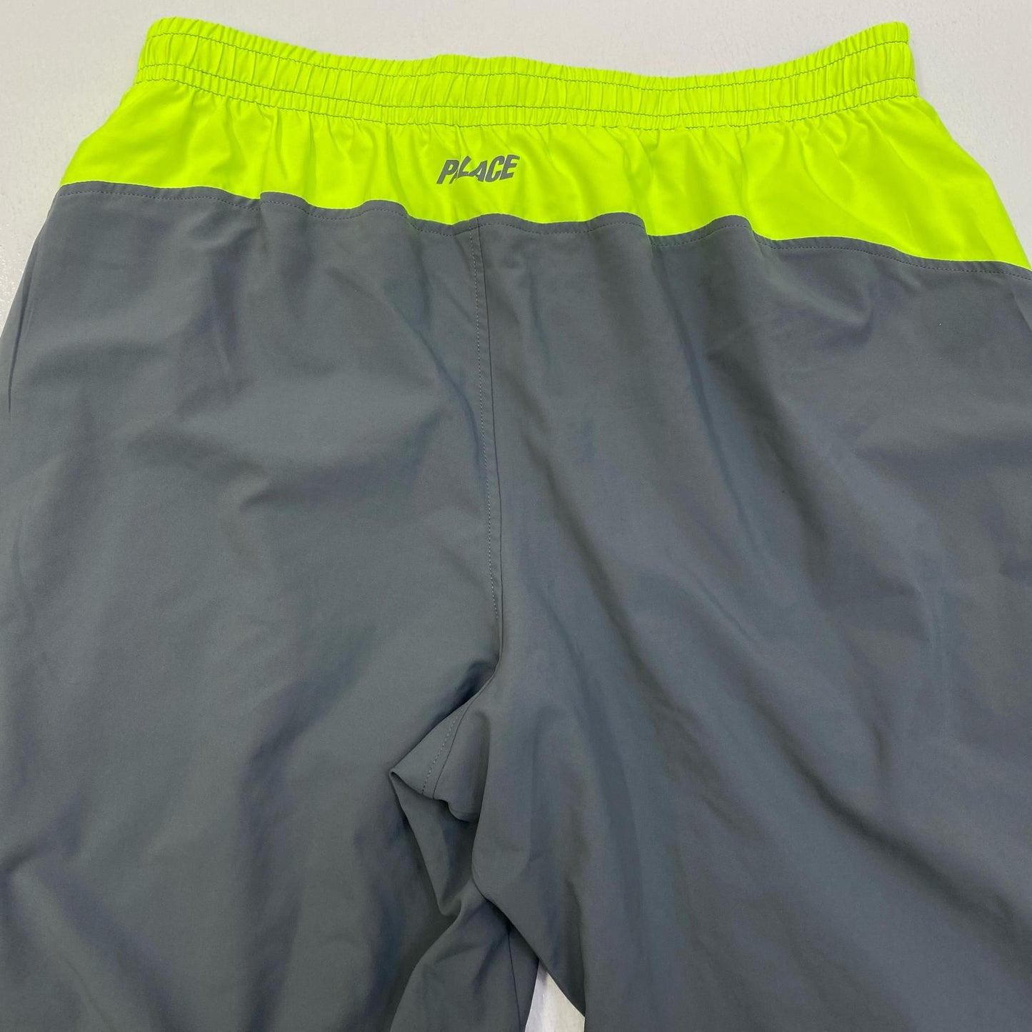 【中古】PALACE SKATEBOARDS | パレススケートボード xNIKE total p90 track bottom パンツ P29NJG002 グレー サイズ：XL【加古川店】