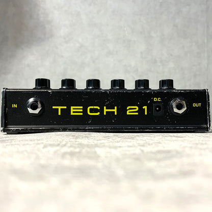 【中古】 TECH21 | テック２１　テックトェンティーワン ベース用プリアンプ 楽器 SANSAMP PROGRAMMABLE BASS DRIVER DI【加古川店】