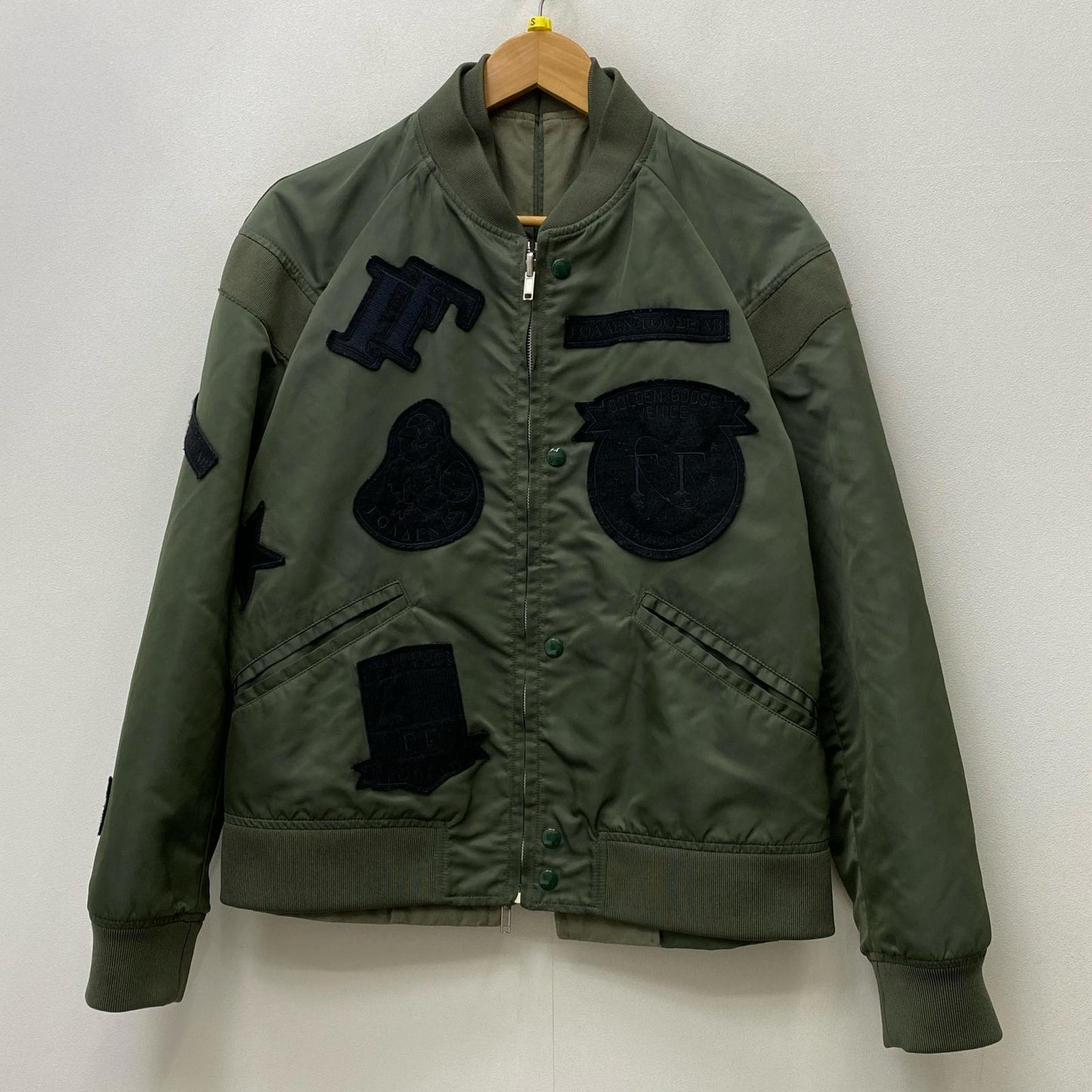 【中古】GOLDEN GOOSE DELUXE BRAND | ゴールデングースデラックスブランド ブランド名:GOLDEN GOOSE ミリタリージャケット カーキ【加古川店】