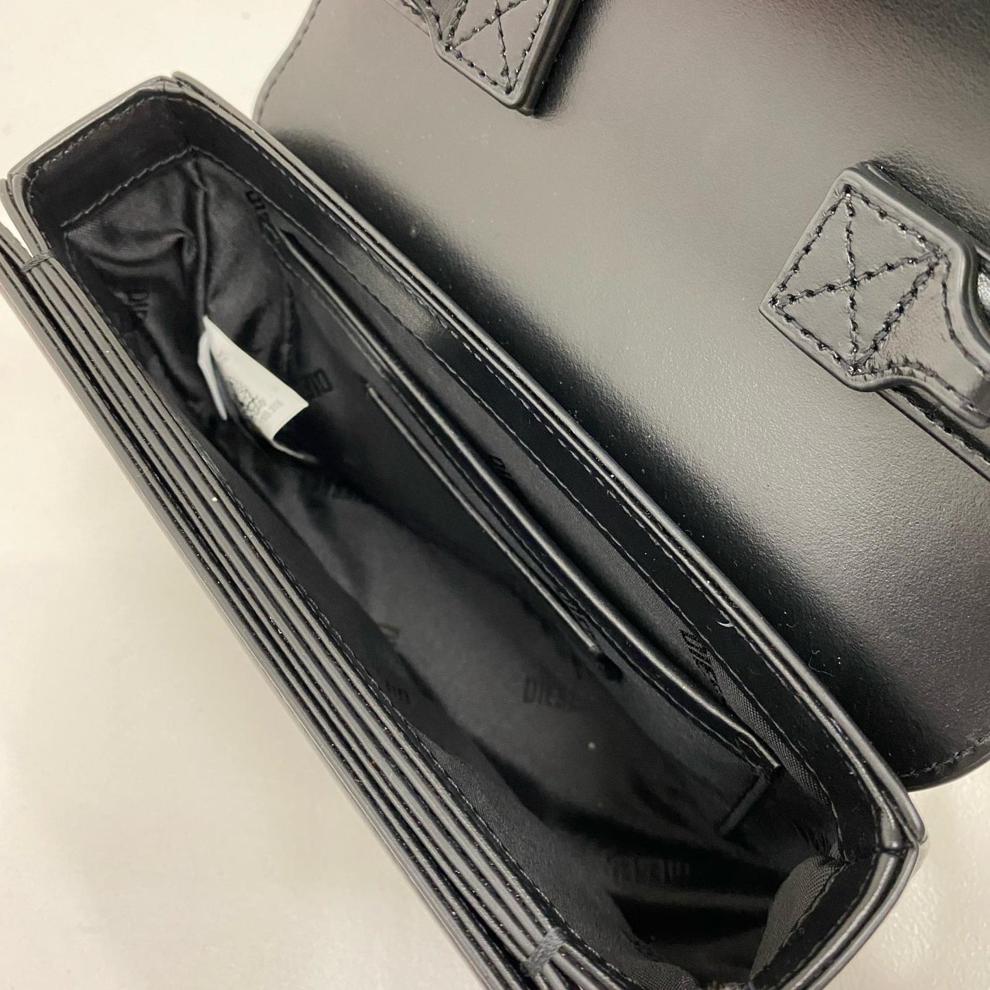 【中古】DIESEL | ディーゼル レザークロスボディバッグ ショルダーバッグ X08396PR818 ブラック【加古川店】
