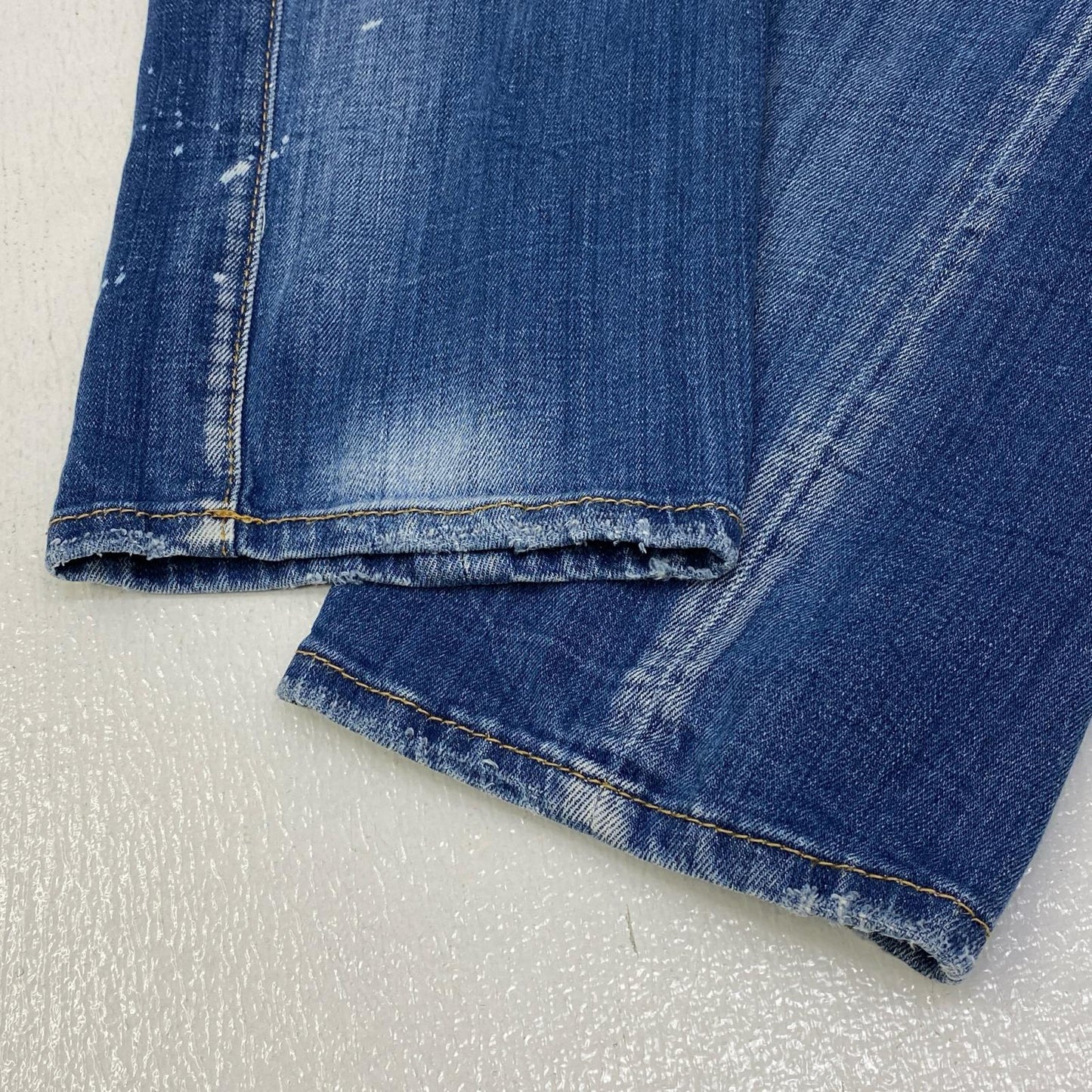 【中古】DSQUARED2 | ディースクエアード Sexy Twist Jean デニムパンツ S74LB0669 インディゴ サイズ：50【加古川店】