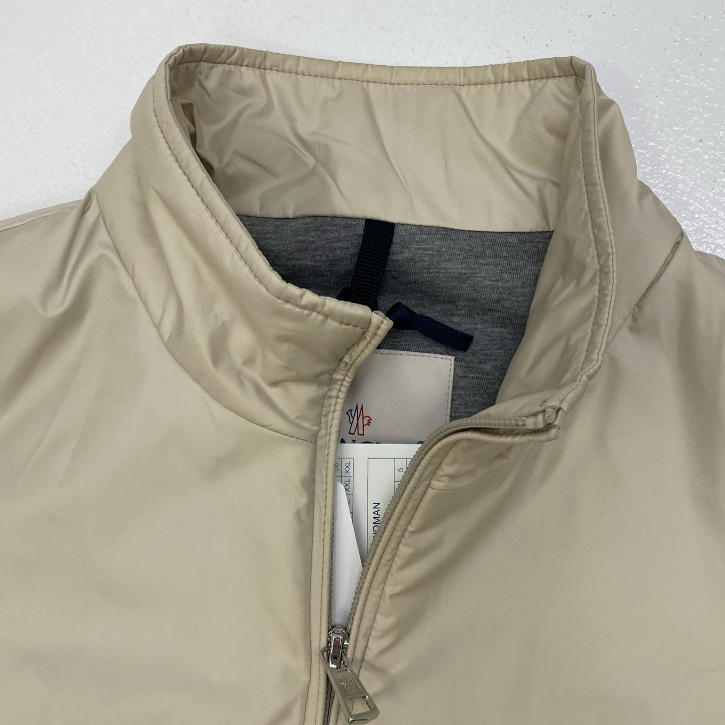 【中古】MONCLER | モンクレール MEIDASSA ナイロンジャケット K10911A00193 ベージュ サイズ：1【加古川店】