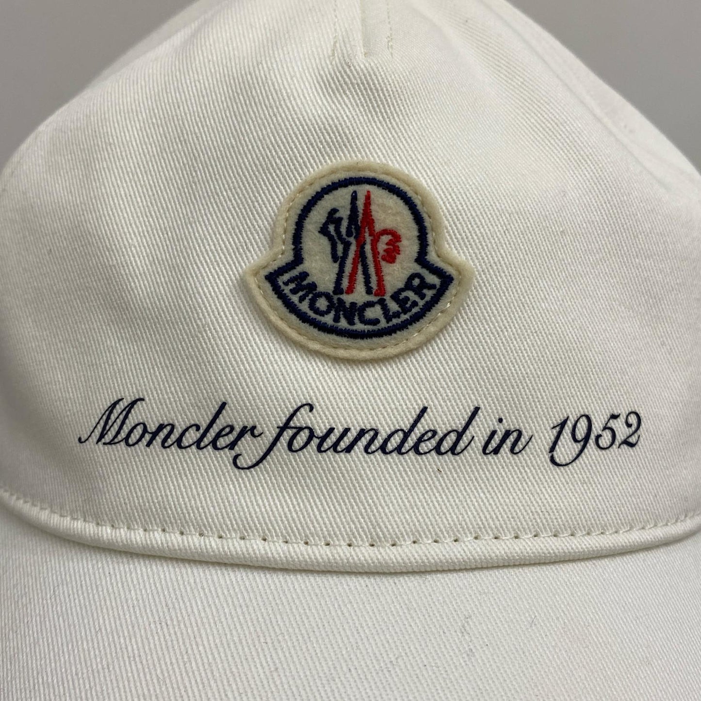 【中古】MONCLER | モンクレール BASEBALL CAP キャップ J10913B00002 ホワイト【加古川店】