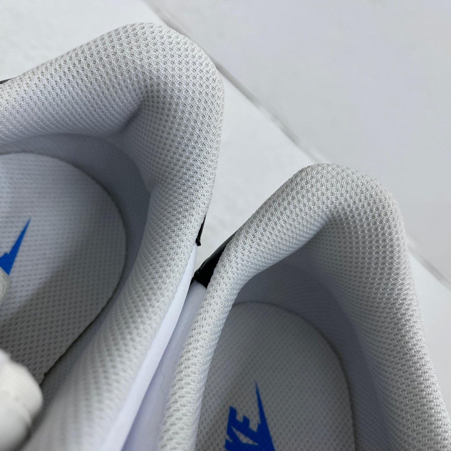 【中古】NIKE | ナイキ Cortez White and Black スニーカー DM4044-100 ホワイト 29cm【加古川店】