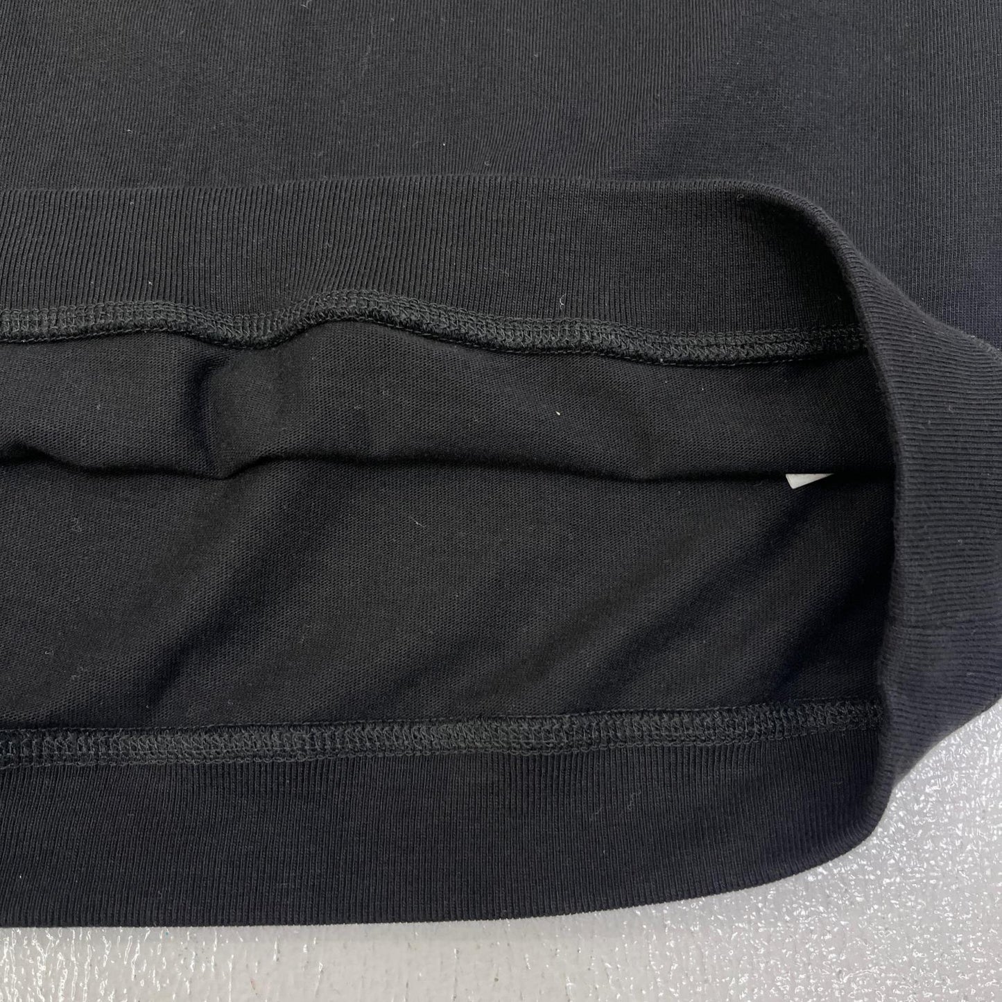 【中古】Pyrenex | ピレネックス ロゴワッペン 半袖Ｔシャツ HMR016 ブラック サイズ：S【加古川店】