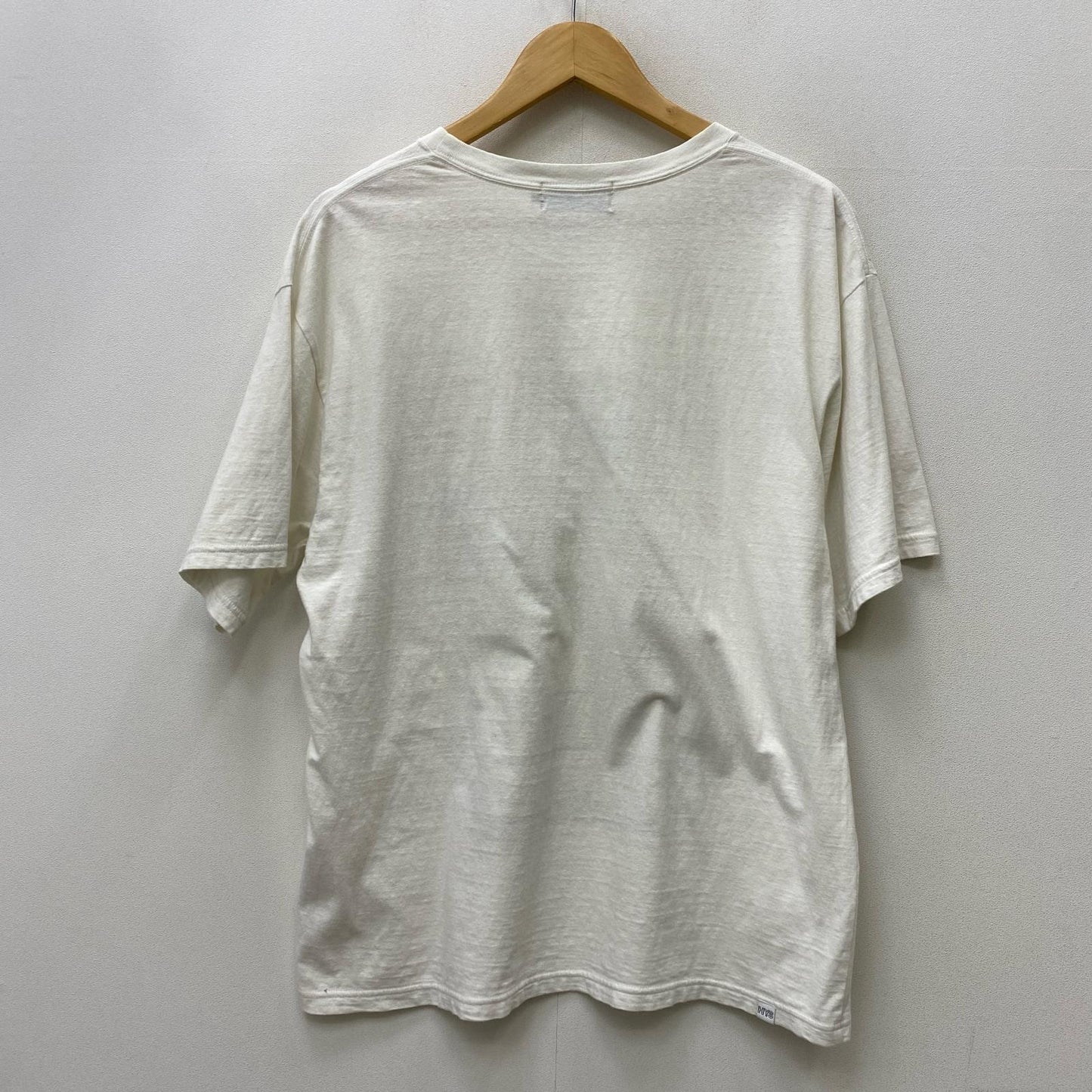 【中古】HYSTERIC GLAMOUR | ヒステリックグラマー CAR LOGO CAMERA GIRL 半袖Ｔシャツ 02221CT04 ホワイト サイズ：L【加古川店】