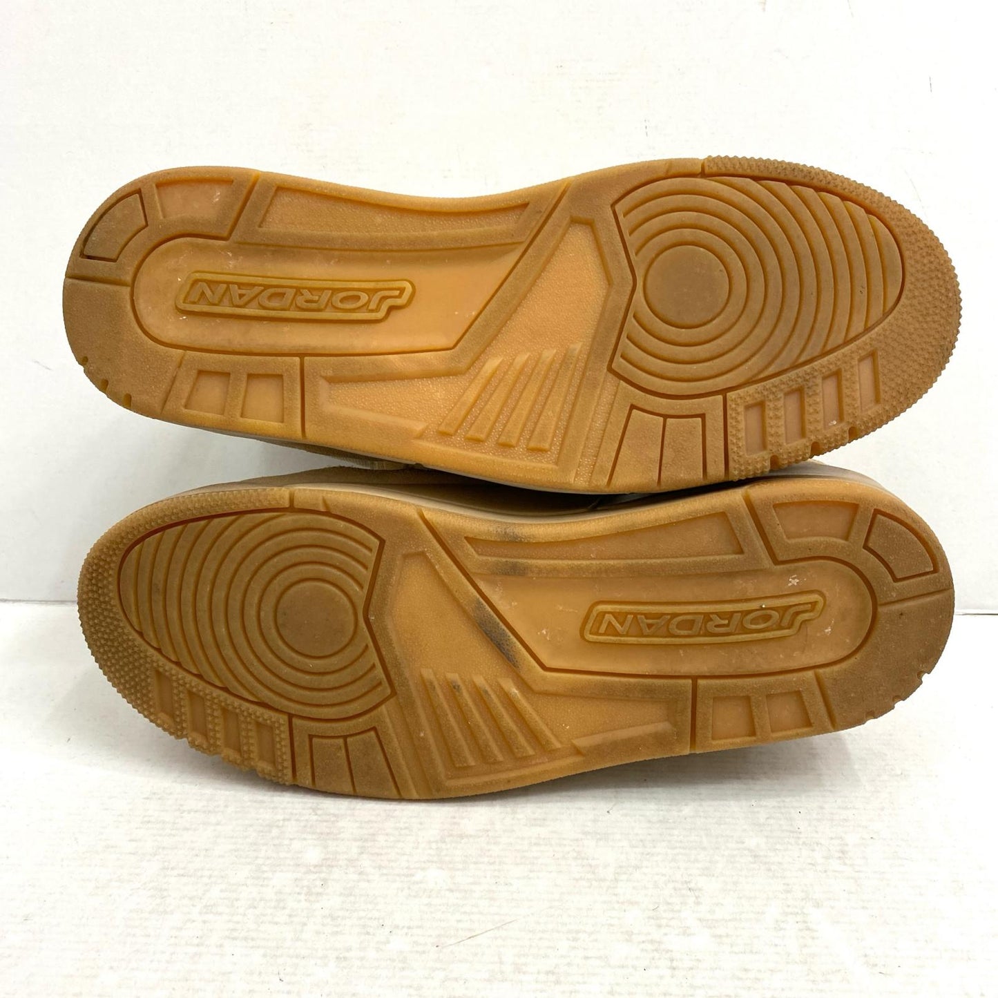 【中古】NIKE | ナイキ Jordan Courtside 23 WE スニーカー AT0057-200 ベージュ 28.5cm【加古川店】
