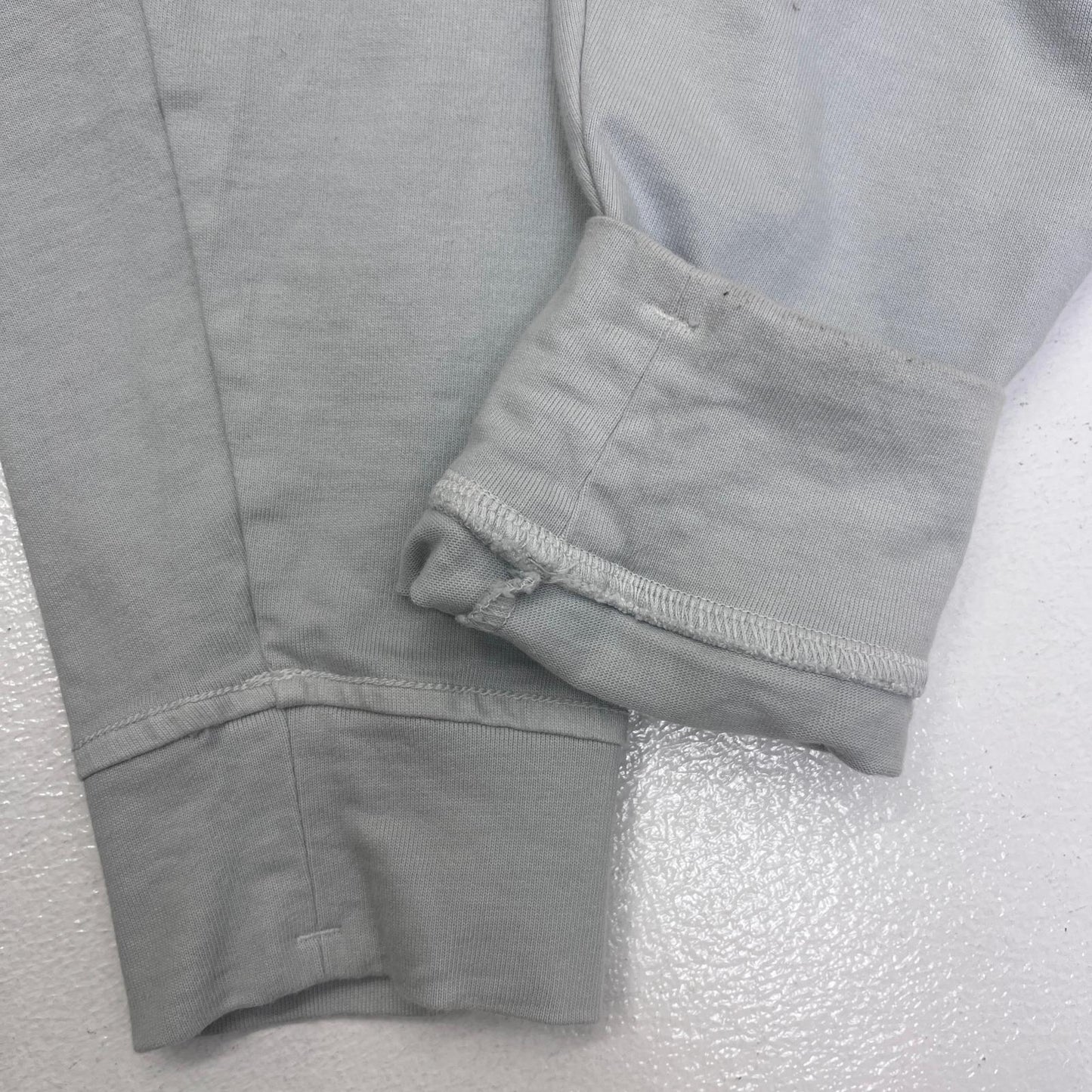 【中古】STONE ISLAND | ストーンアイランド HEAVY COTTON JERSEY スウェット K1S156100043 グレー サイズ：M【加古川店】