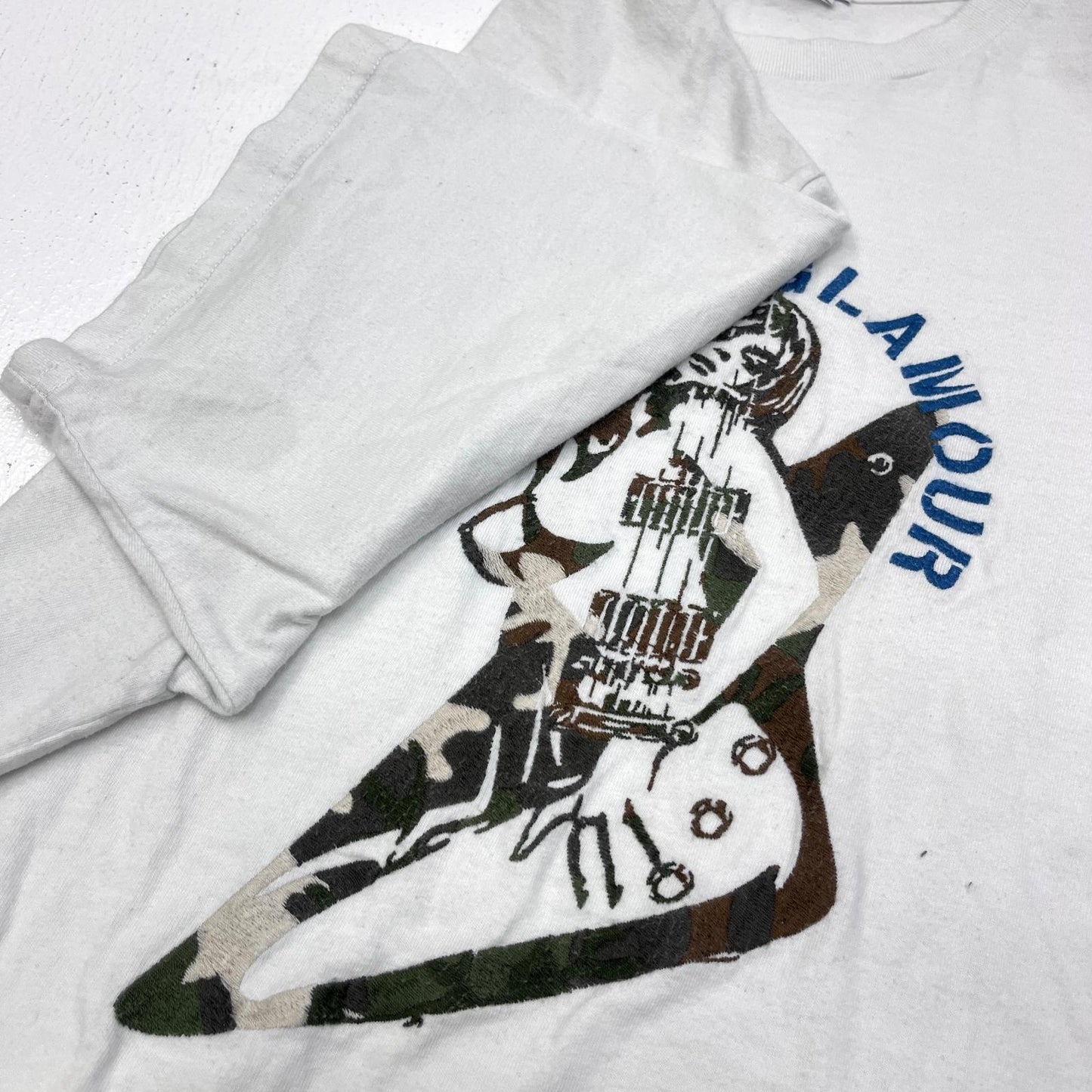 【中古】HYSTERIC GLAMOUR | ヒステリックグラマー GUITAR GIRL刺繍 半袖Ｔシャツ 02212CT04 ホワイト サイズ：XL【加古川店】