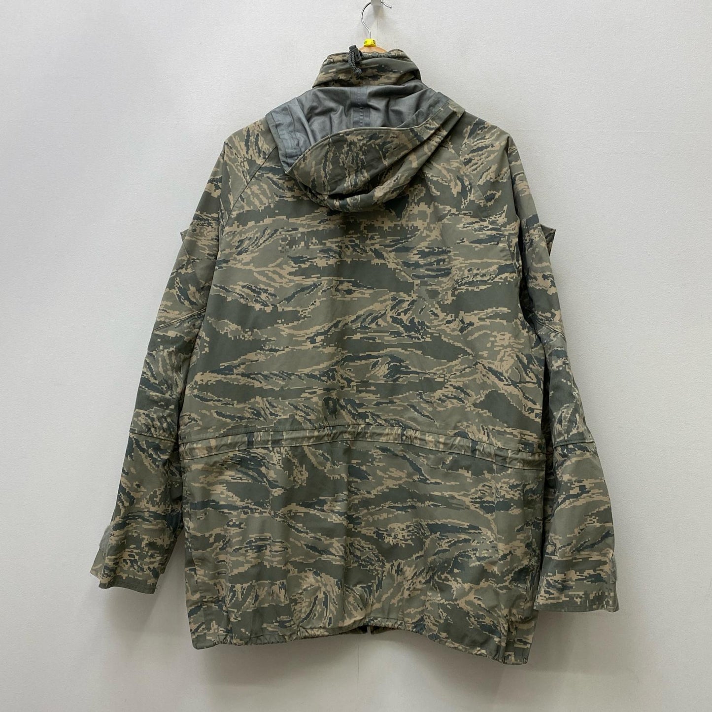 【中古】MILITARY衣料 | ミリタリーイリョウ U.S AIR FORCE:APECS ABU GORE-TEX PARKA ミリタリージャケット spm1c1-08-d-1041 カモ【加古川店】