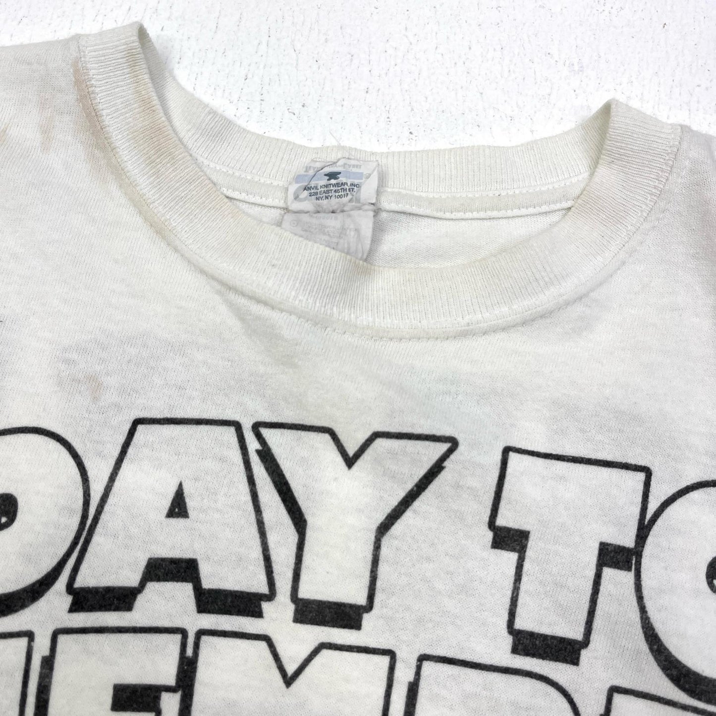 【中古】VINTAGE衣料 | ヴィンテージイリョウ a day to remember 半袖Ｔシャツ ホワイト サイズ：L【加古川店】