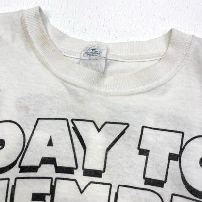 【中古】VINTAGE衣料 | ヴィンテージイリョウ a day to remember 半袖Ｔシャツ ホワイト サイズ：L【加古川店】