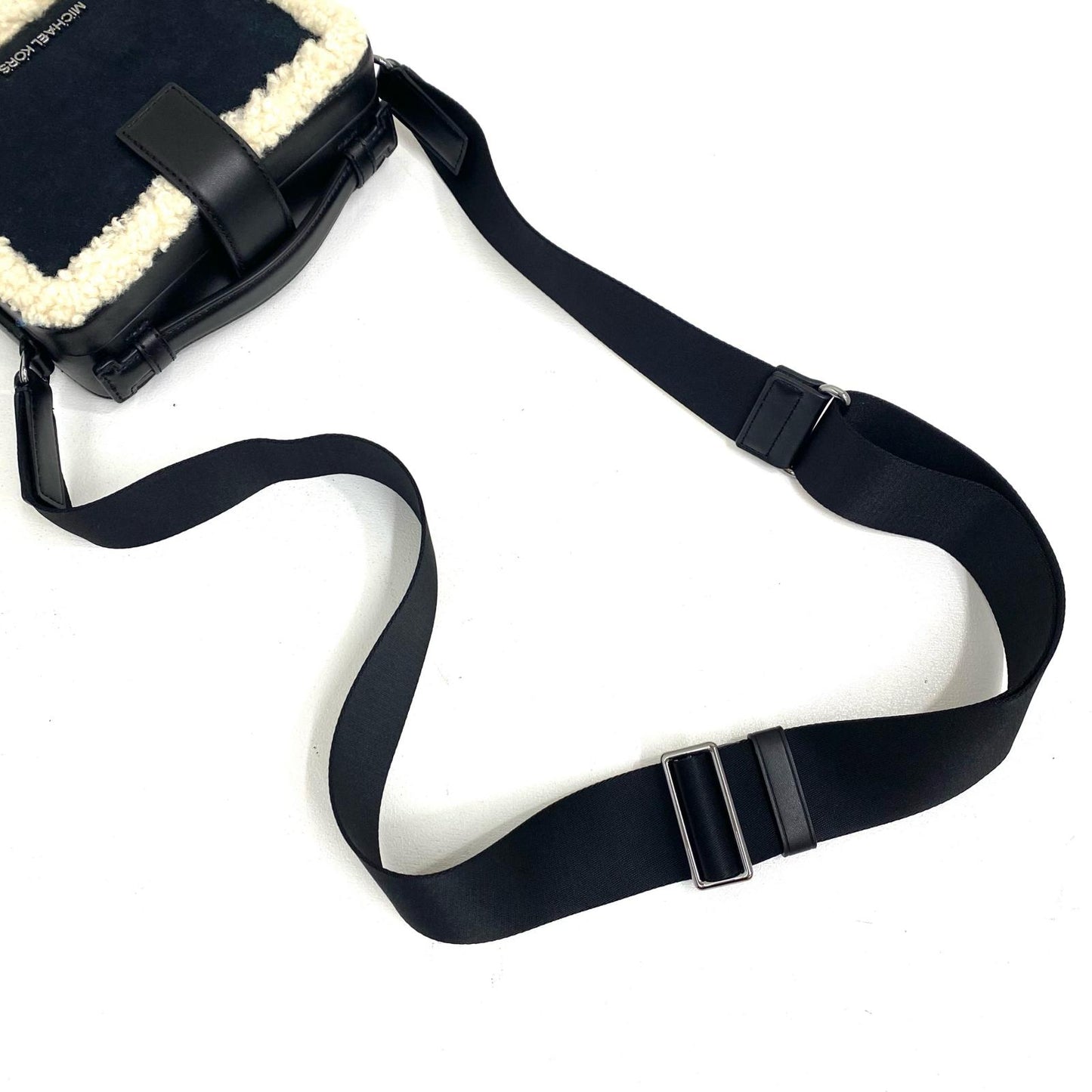 【中古】Michael Kors | マイケルコース COOPER スウェード ボディバッグ ブラック【加古川店】
