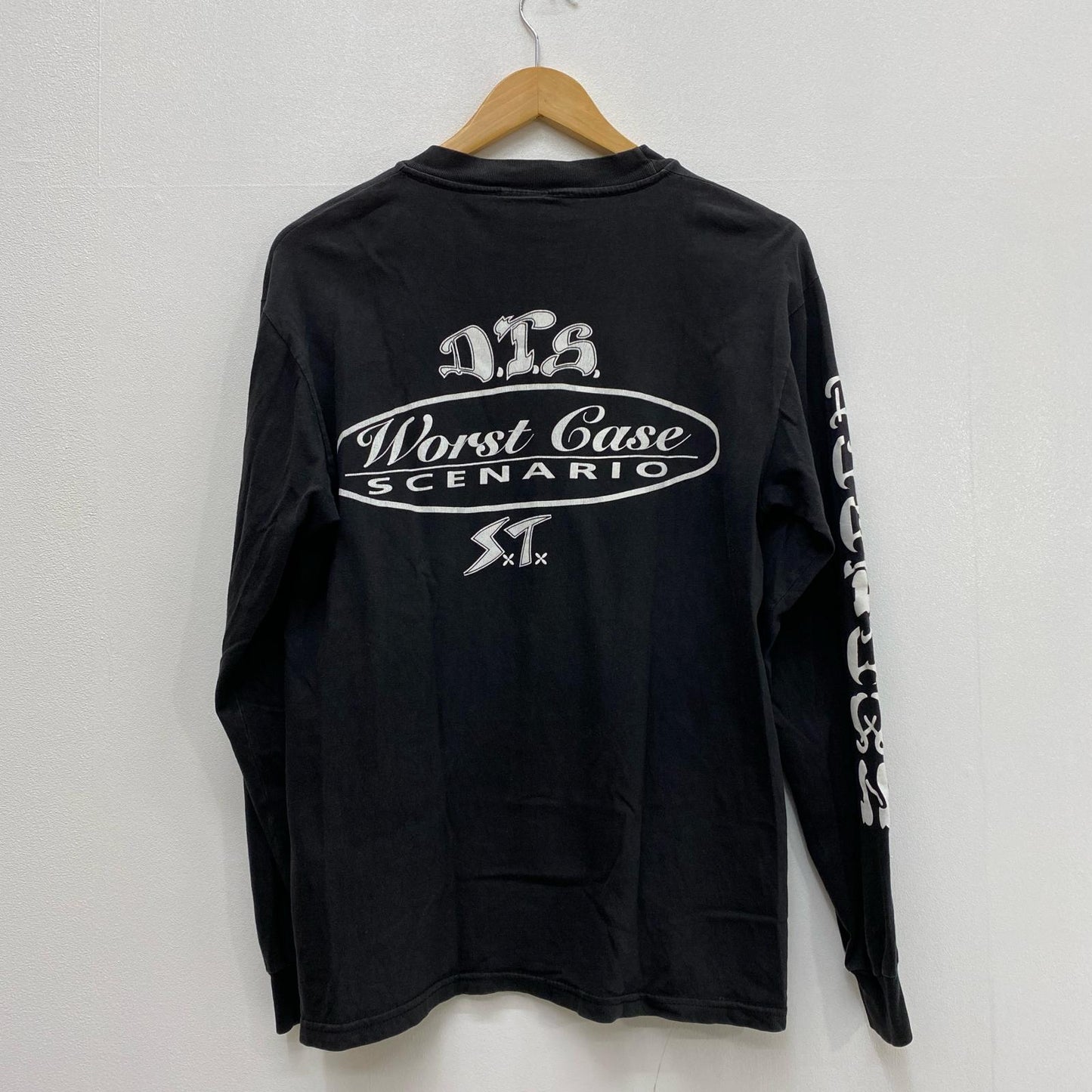 【中古】DOGTOWN | ドッグタウン SUICIDAL TENDENCIES 長袖Ｔシャツ ブラック サイズ：M【加古川店】
