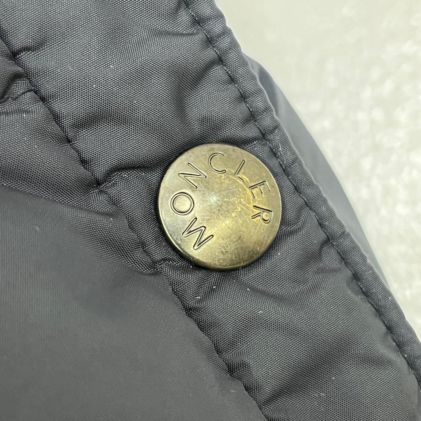 【中古】MONCLER | モンクレール CARDIGAN TRICOT ダウンジャケット H20919B50800 ネイビー サイズ：M【加古川店】