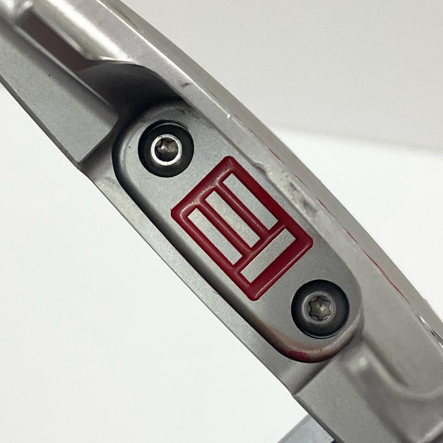 【中古】【ゴルフ用品】 EVNROLL | エポンゴルフ シャフト長(in):約ソールトップからグリップエンドまで約33inch ER5(2025) Hatchback NEO 約33ｲﾝﾁ ヘッドカバー付き【加古川店】