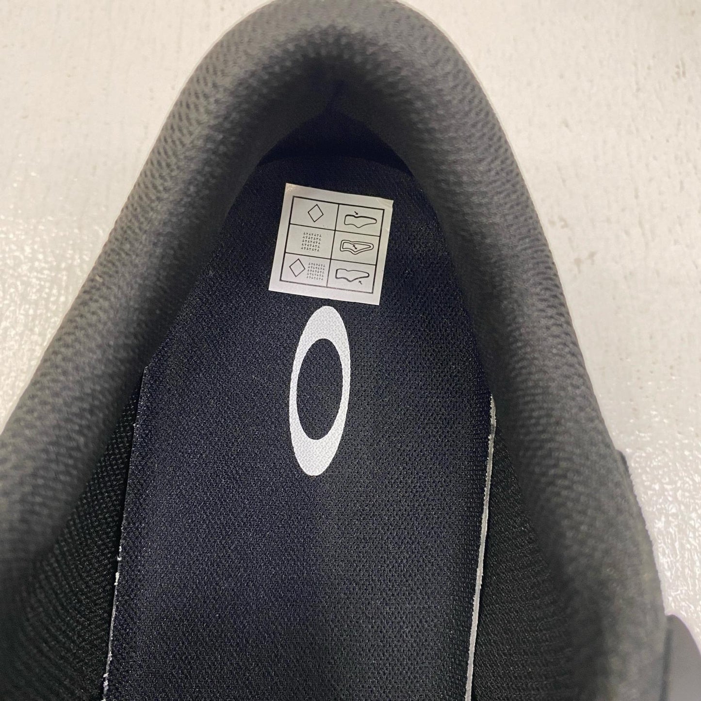 【中古】OAKLEY | オークリー Sierra Terrain スニーカー F0F100541 ブラック【加古川店】