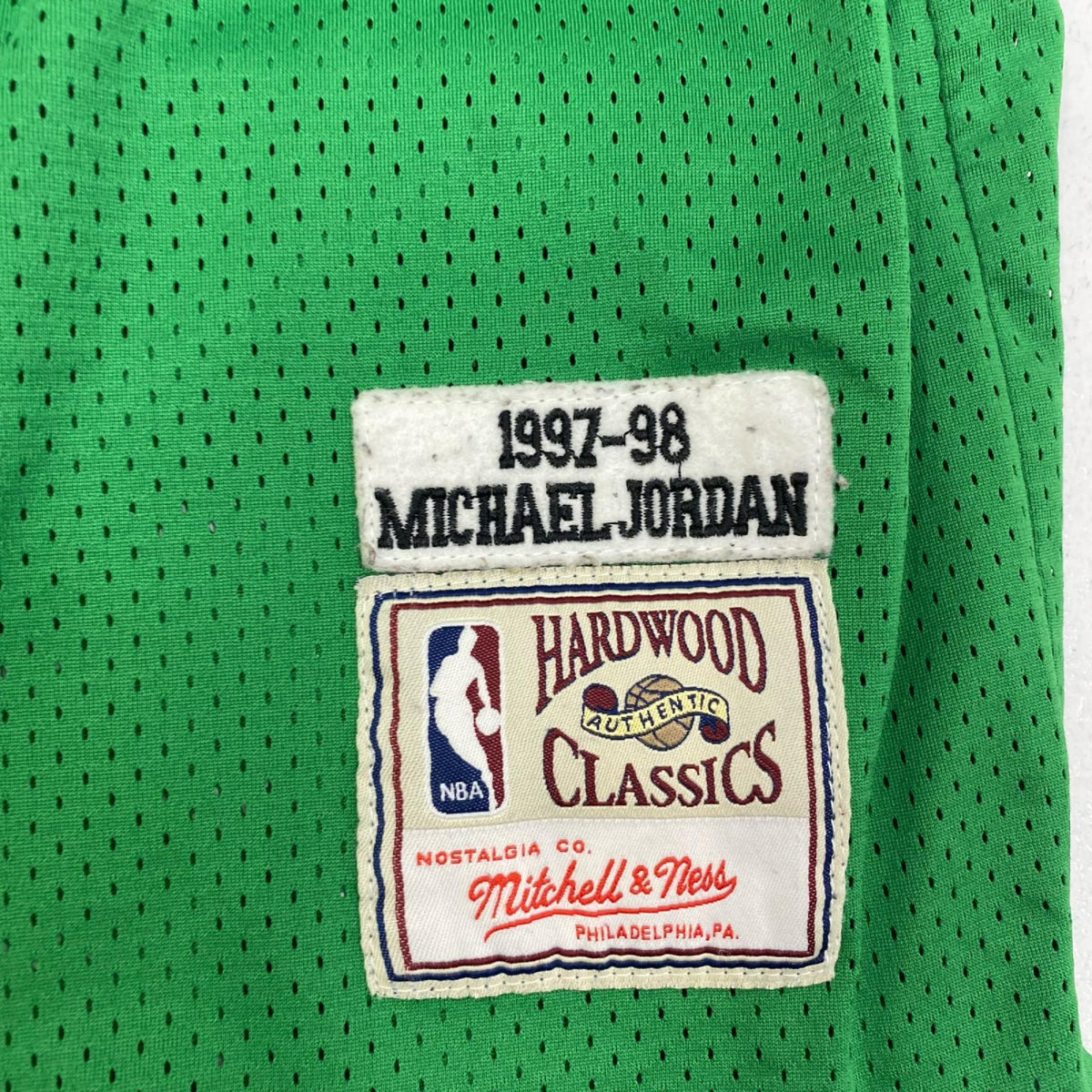 mitchell & ness シカゴ・ブルズ #23 マイケル・ジョーダン sizeM グリーン【加古川店】