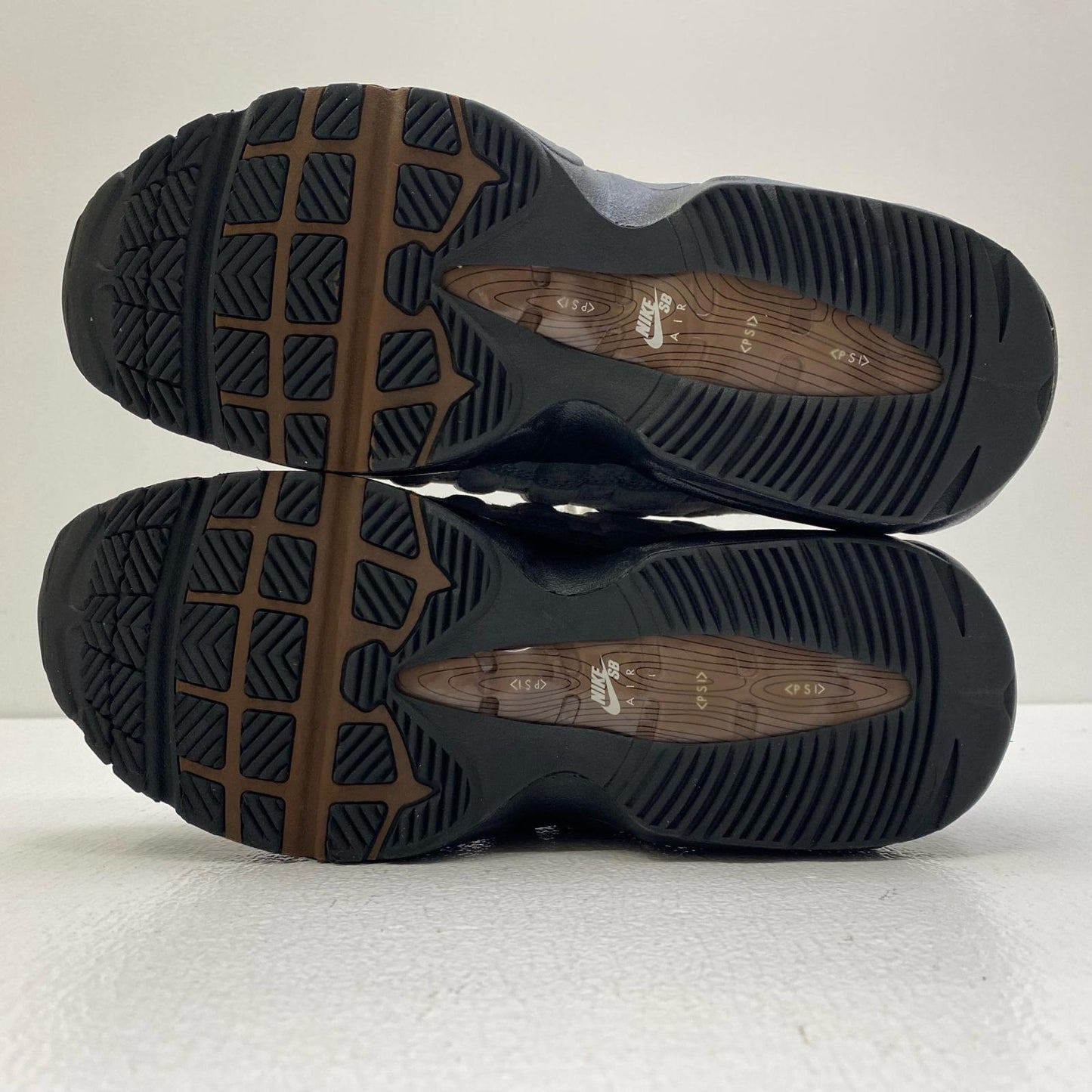 【中古】NIKE | ナイキ SB Air Max 95 'Cacao Wow' スニーカー hf7545-002 グレー 26.5cm【加古川店】