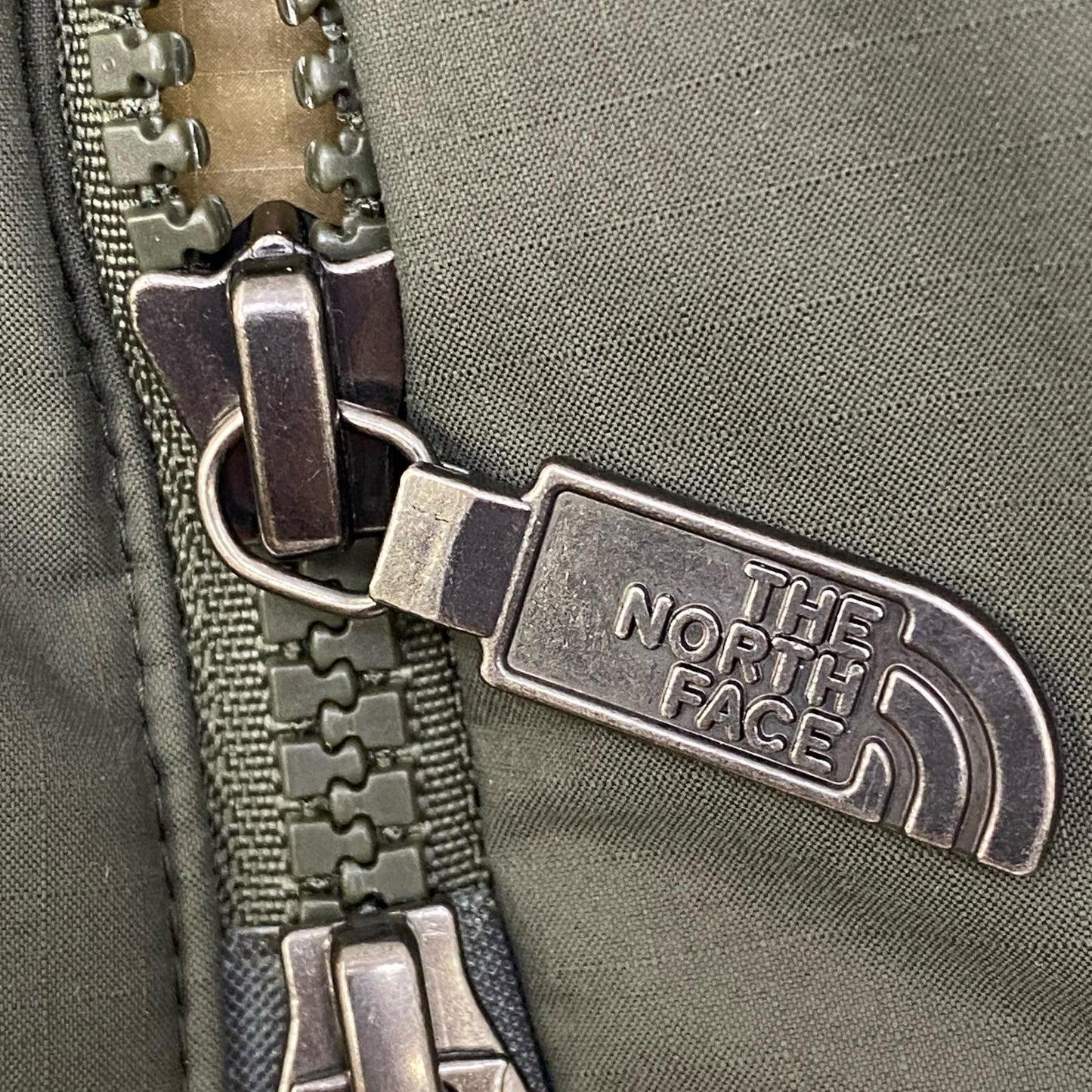 【中古】THE NORTH FACE | ザ・ノースフェイス キャンプシエラショート ダウンジャケット ND92230 カーキ サイズ：M【加古川店】