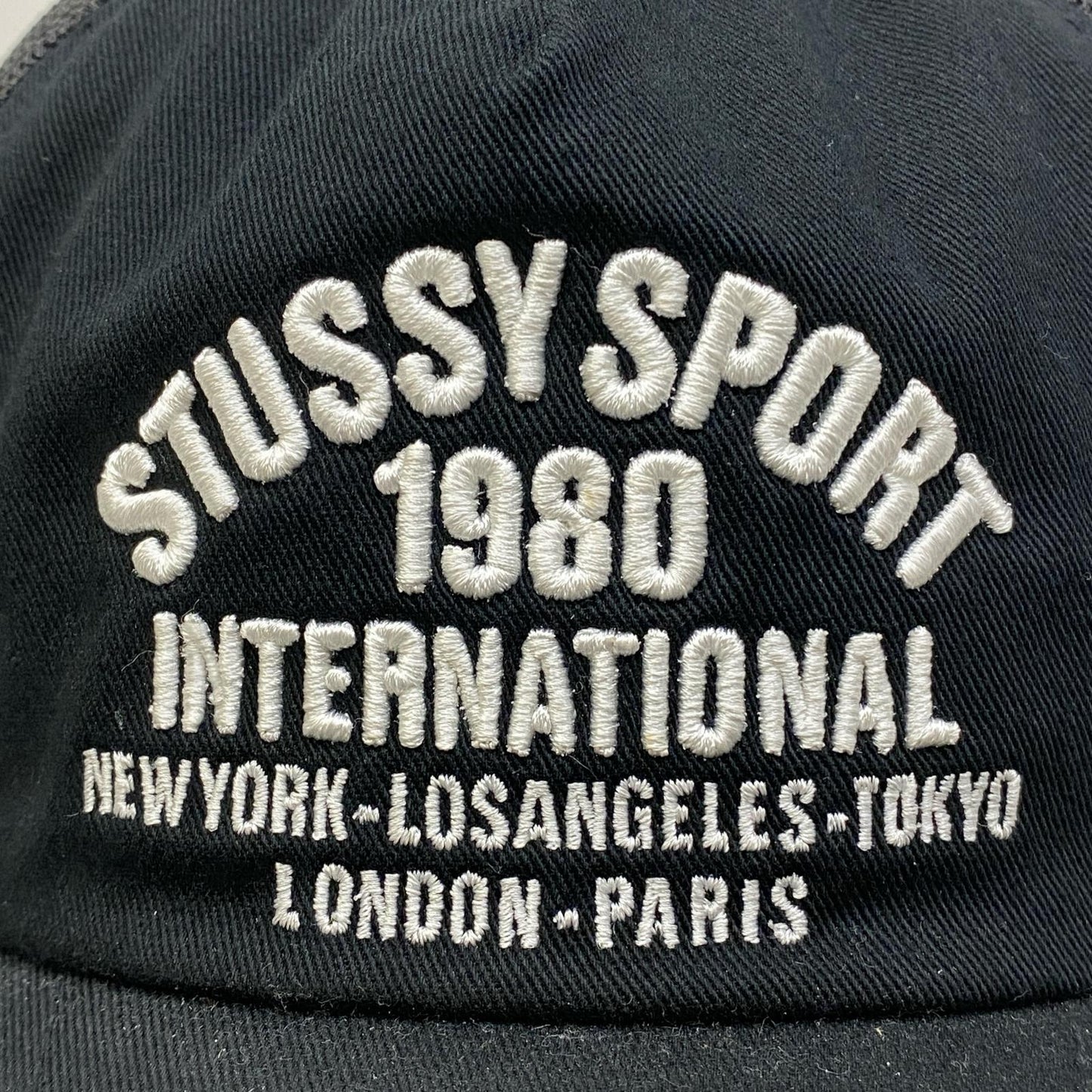 【中古】STUSSY | ステューシー trucker international snapback キャップ ブラック【加古川店】