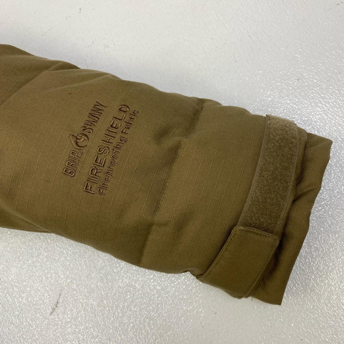 【中古】GRIP SWANY | グリップスワニー ダウンジャケット GLMP-JKT01 ベージュ サイズ：L【加古川店】