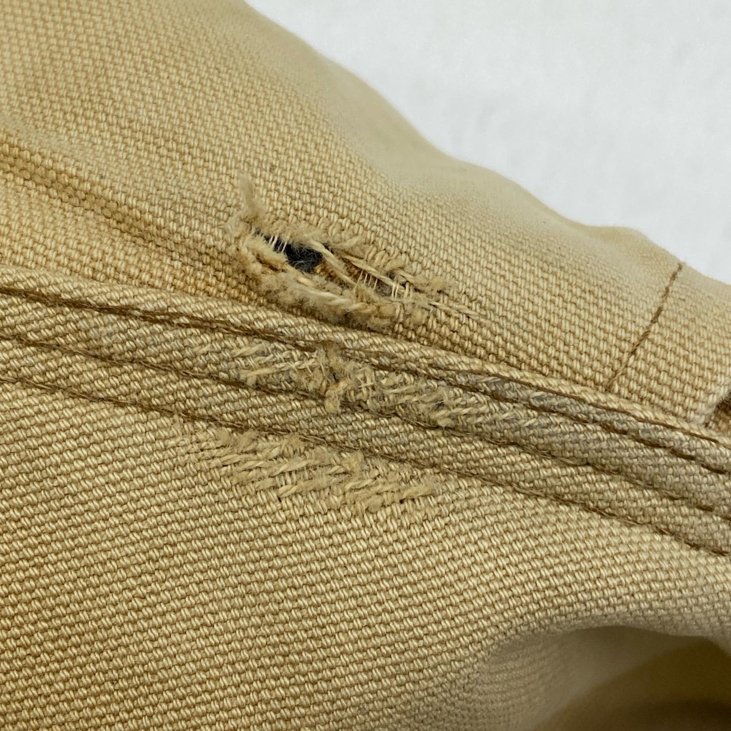 【中古】Carhartt | カーハート Detroit Jacket その他アウター ベージュ サイズ：42【加古川店】