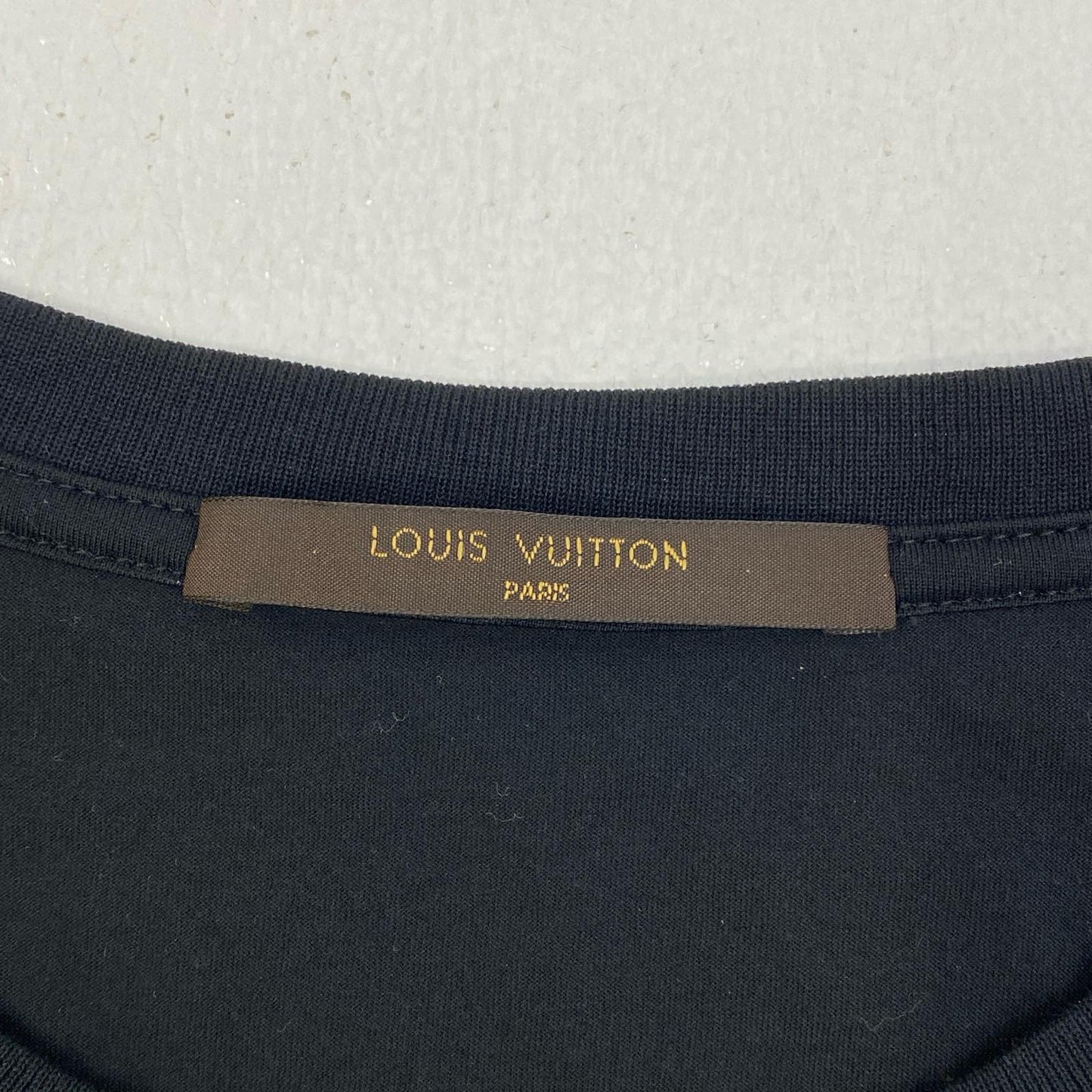 【中古】LOUIS VUITTON | ルイ・ヴィトン 国内正規品 半袖Ｔシャツ H4JR02JEZ ブラック サイズ：L【加古川店】
