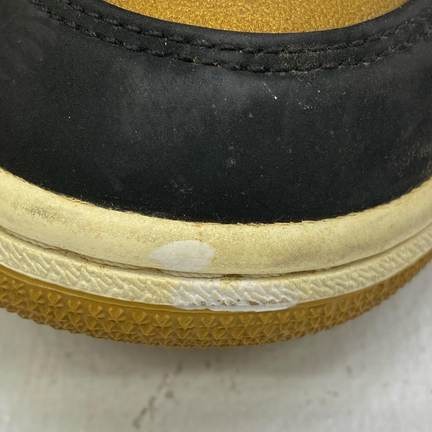【中古】NIKE | ナイキ Air Jordan 1 Retro High 'Melo PE' スニーカー 332550-026 ゴールド 28.5cm【加古川店】