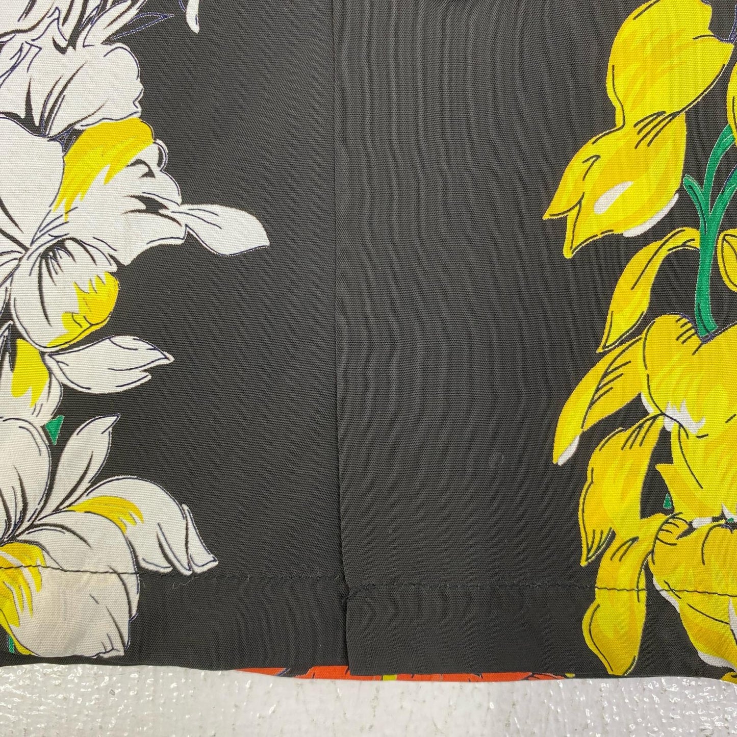 【中古】SUN SURF | サンサーフ HAWAIIAN SHIR floralchain その他トップス SS38579 ブラック サイズ：S【加古川店】