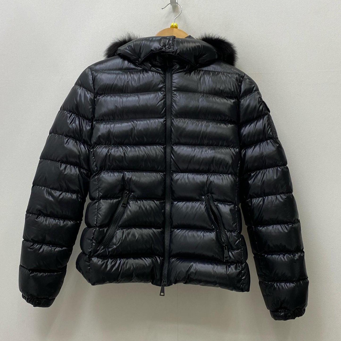 【中古】MONCLER | モンクレール BADYFUR ダウンジャケット D20934685825 68950 ブラック【加古川店】