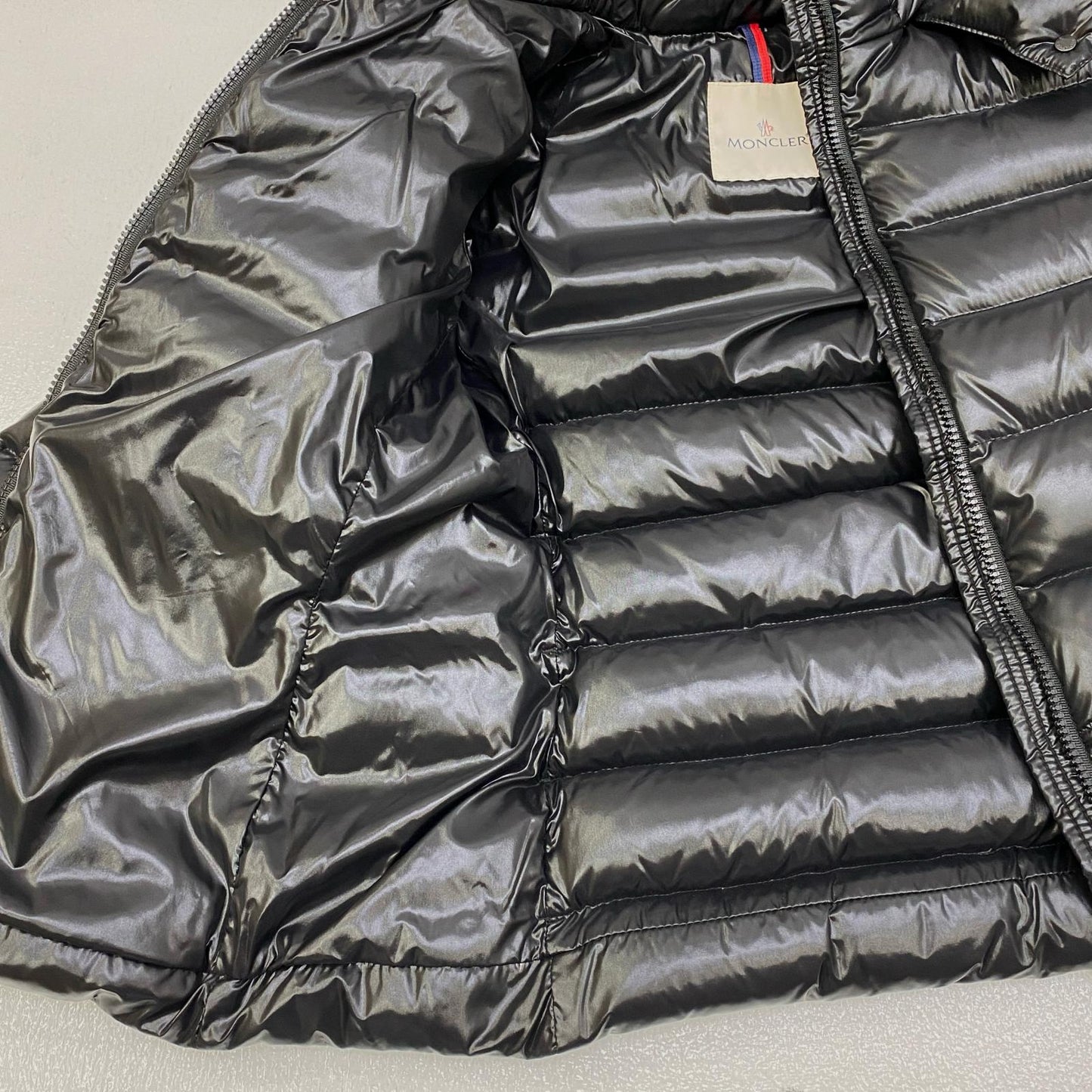 【中古】MONCLER | モンクレール BADYFUR ダウンジャケット D20934685825 68950 ブラック【加古川店】