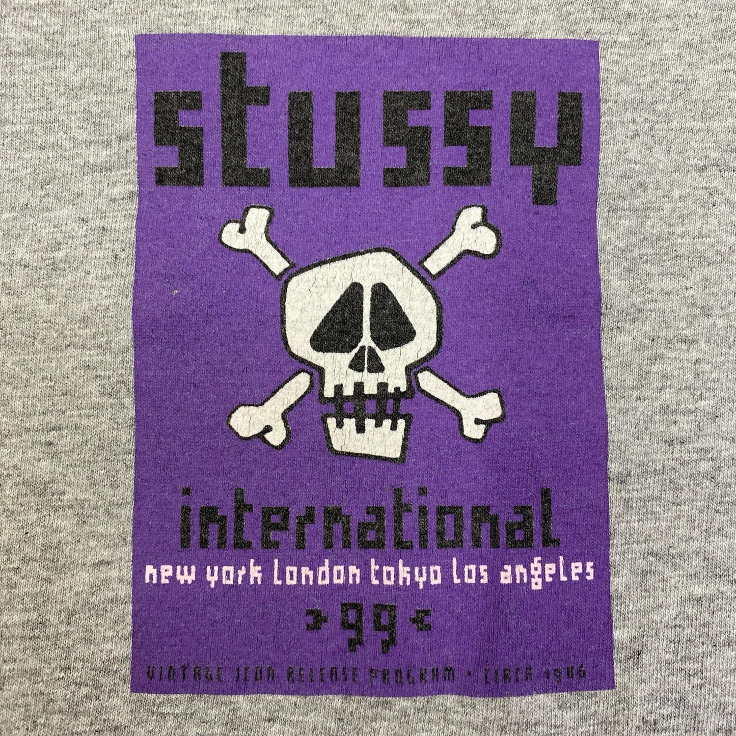 【中古】STUSSY | ステューシー SKULL INTERNATIONAL T USA製 半袖Ｔシャツ グレー サイズ：M【加古川店】