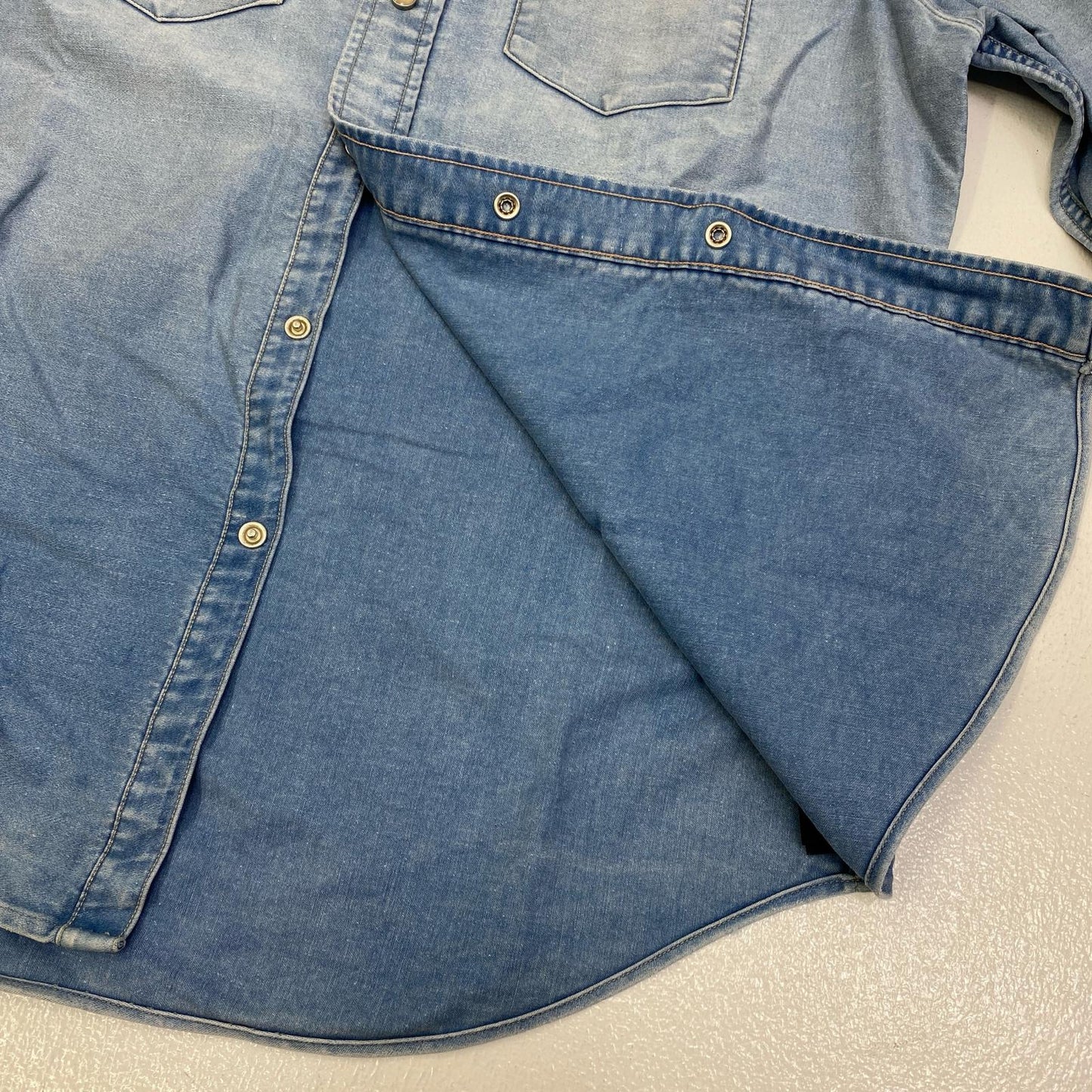 【中古】RRL(RALPH LAUREN) | ダブルアールエルラルフローレン ウエスタンデニムシャツ　ソートゥース/コンチョボタン 長袖シャツ ライトブルー サイズ：M【加古川店】