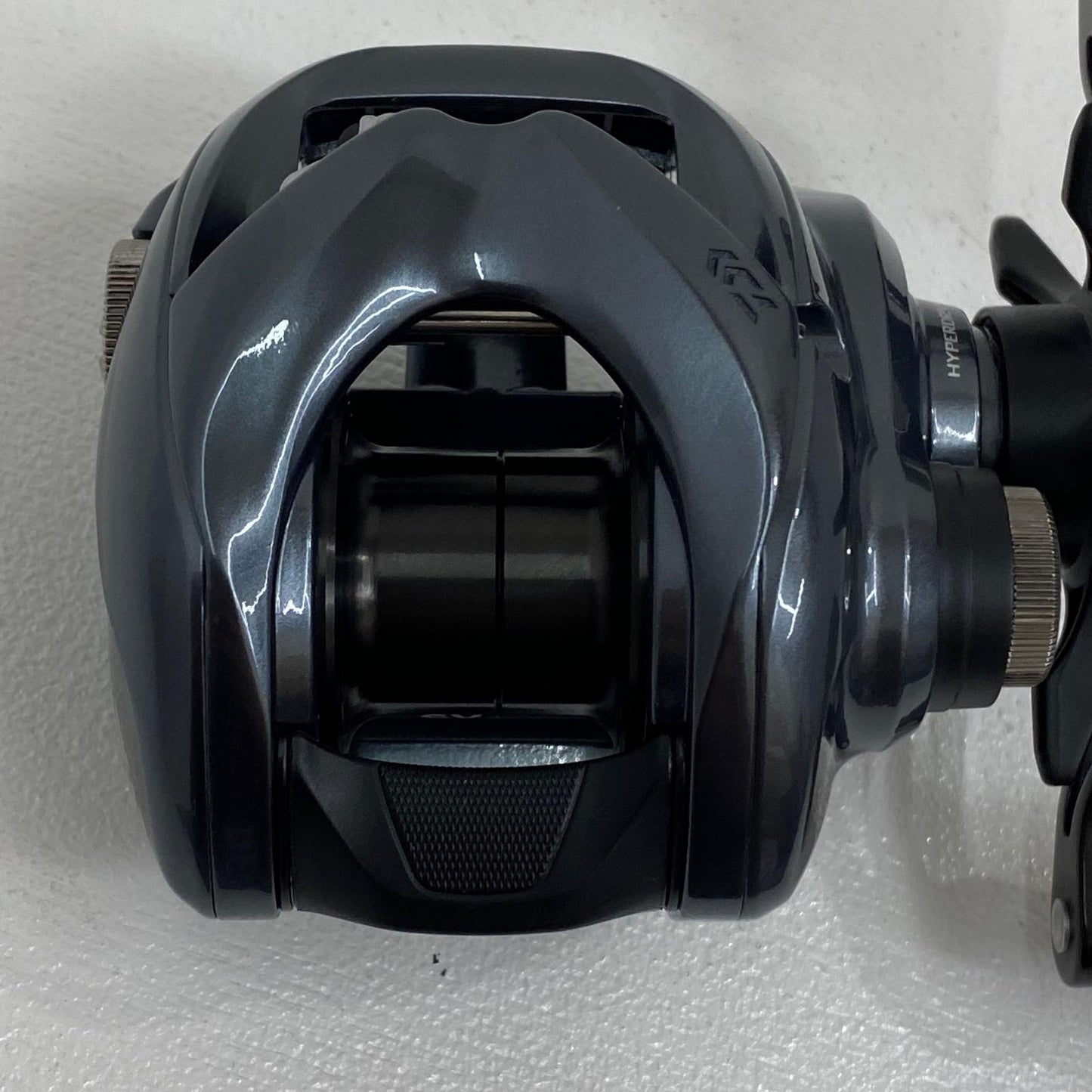【中古】【フィッシング/釣り/釣具/リール】 【ベイトリール/右ハンドル】Daiwa | ダイワ 25タトゥーラSVTW 100H【加古川店】