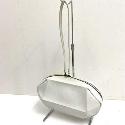 【中古】ISSEY MIYAKE | イッセイミヤケ ショルダーバッグ PP64-AG501 ホワイト【加古川店】